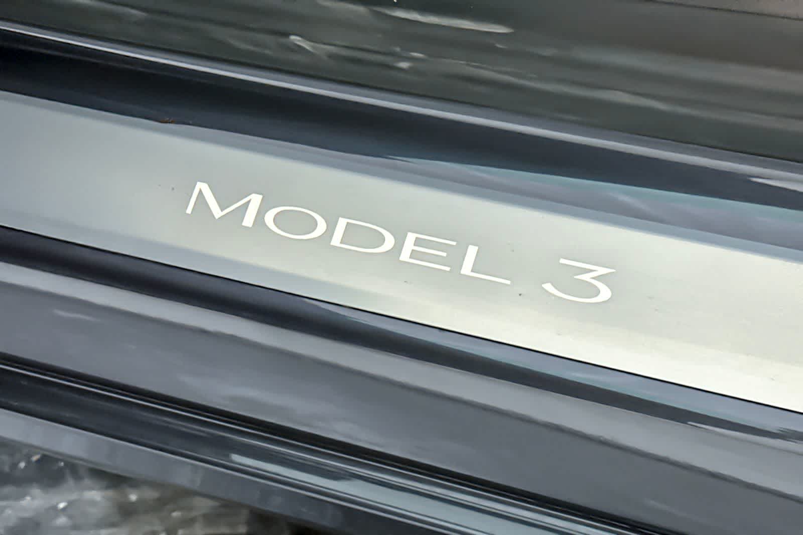 Thumbnail: 2018 Tesla Model 3 - 25