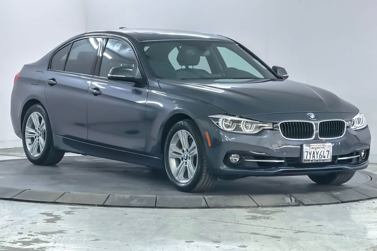 Thumbnail: 2016 BMW 3 Series - 9