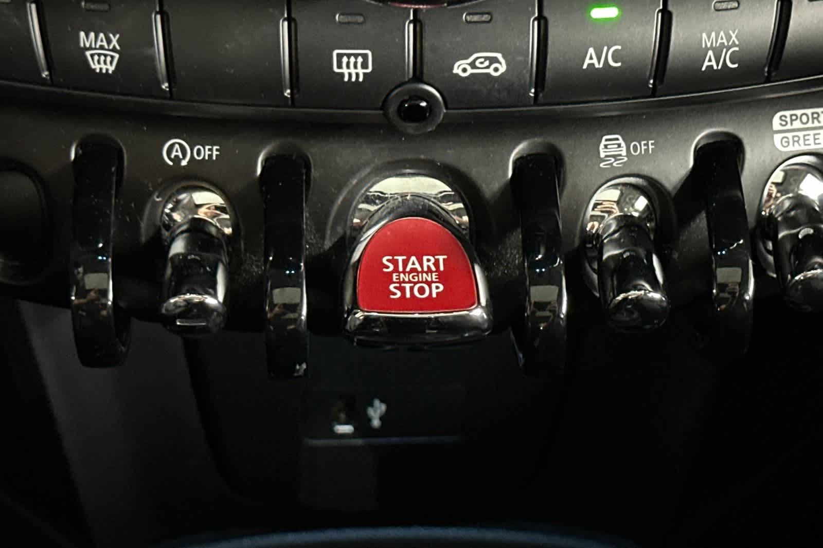 Thumbnail: 2023 MINI Cooper Hardtop - 22