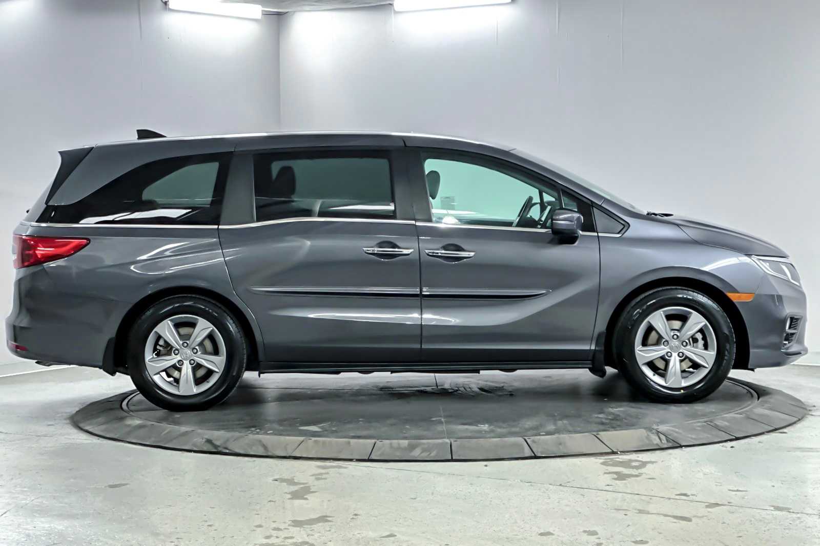 Thumbnail: 2019 Honda Odyssey - 8