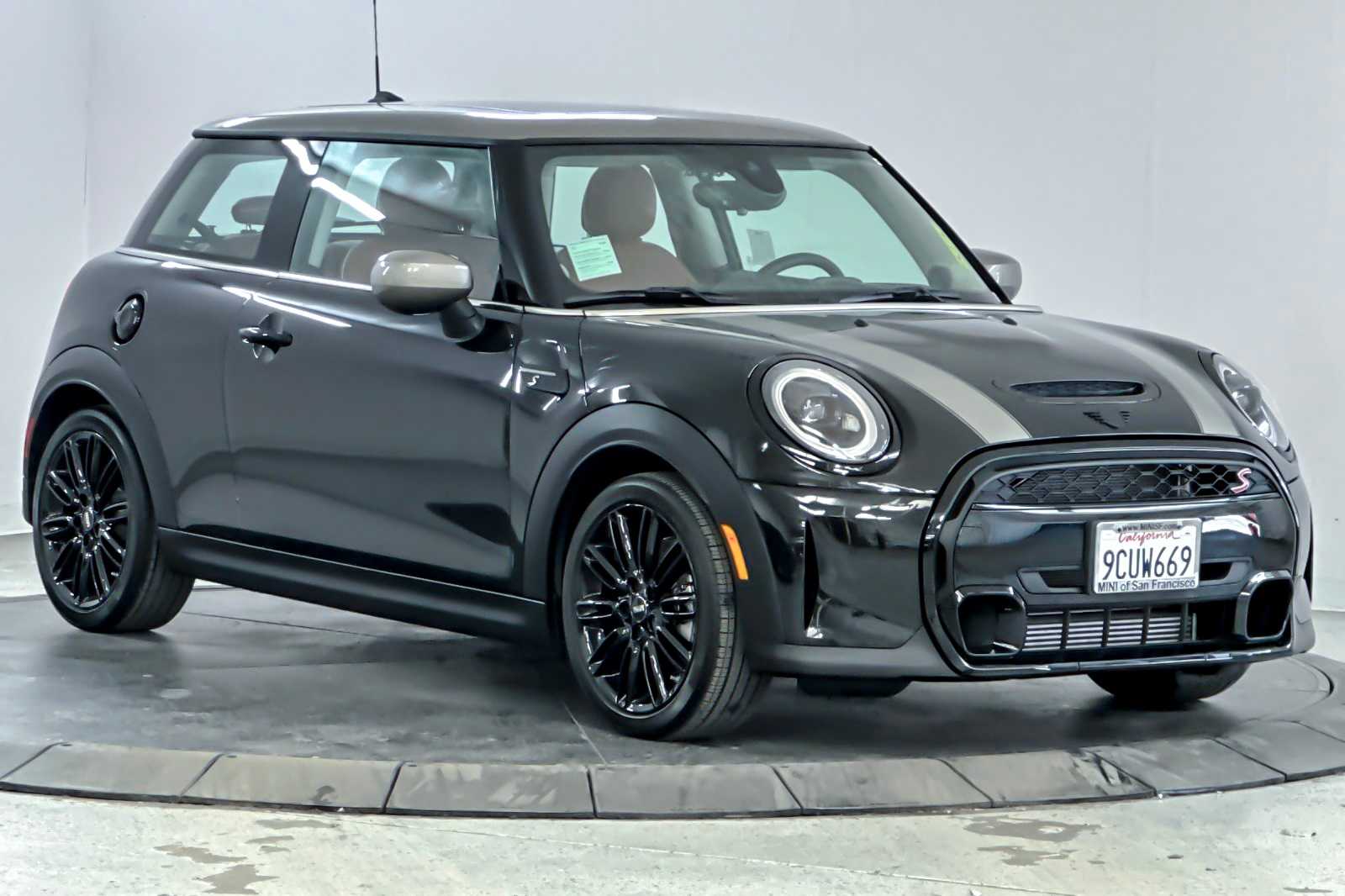 Thumbnail: 2023 MINI Cooper Hardtop - 9