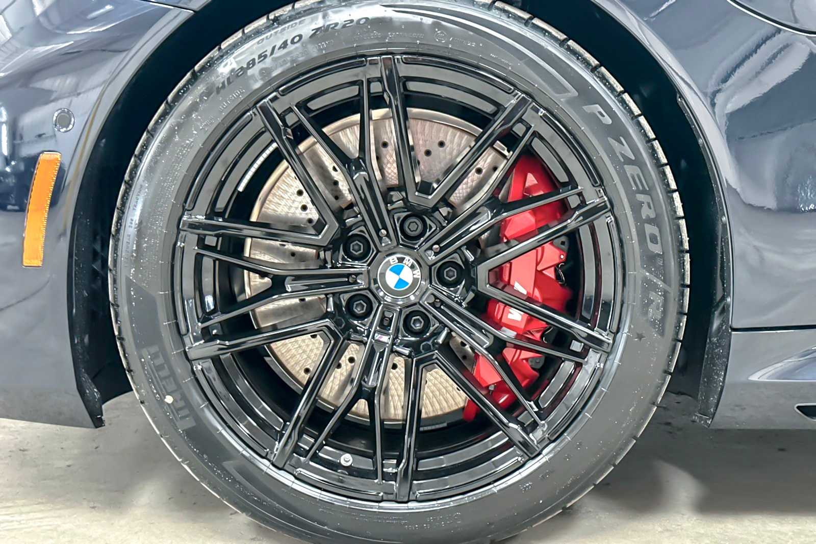 Thumbnail: 2026 BMW M5 - 25