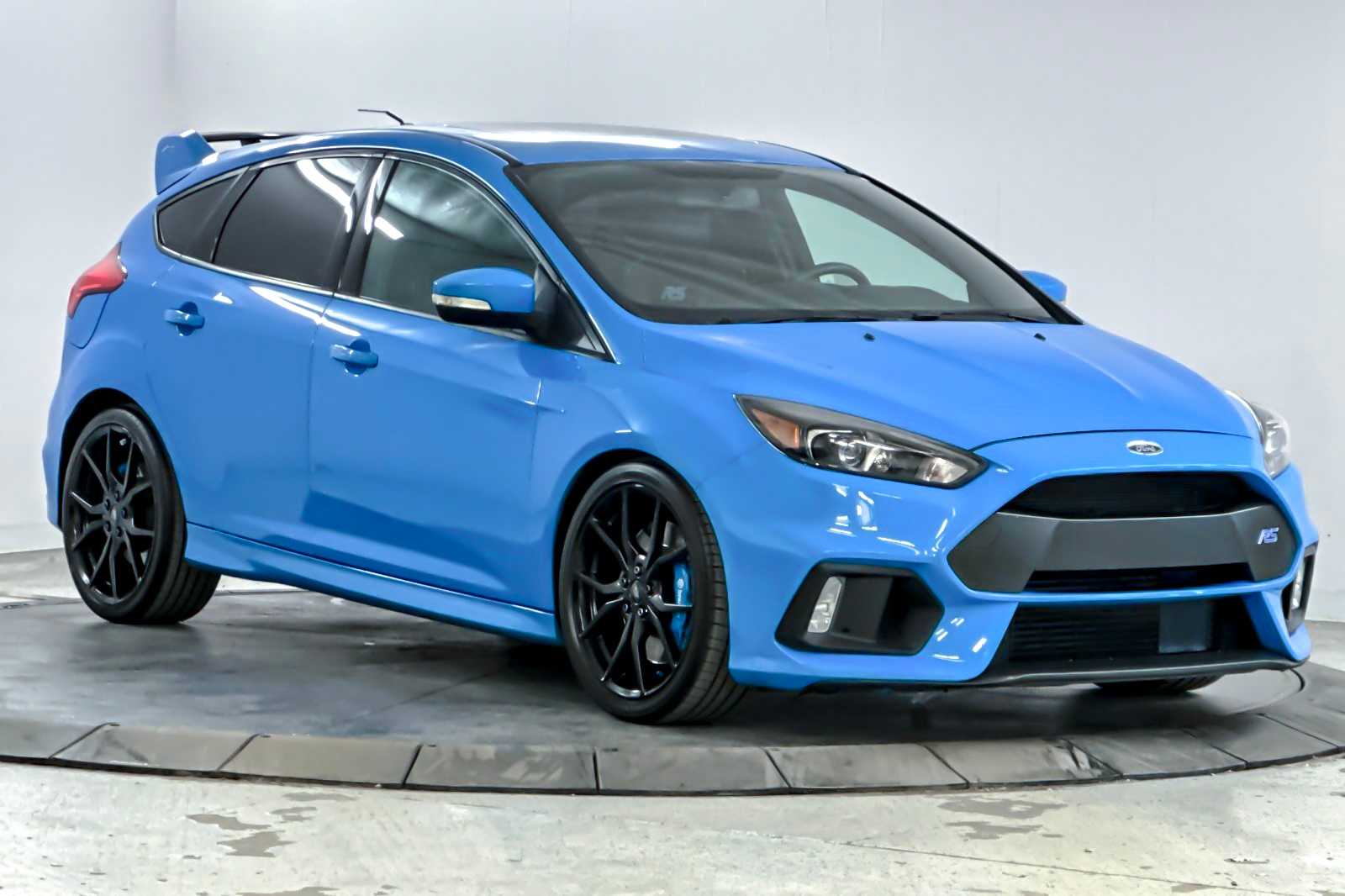 Thumbnail: 2017 Ford Focus - 9