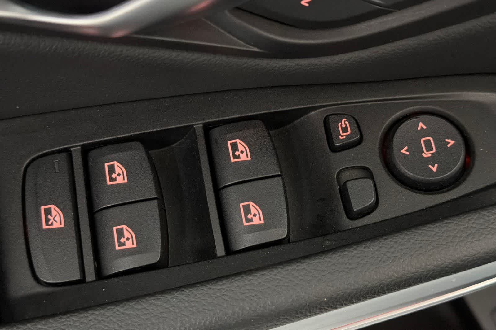 Thumbnail: 2020 BMW 3 Series - 13