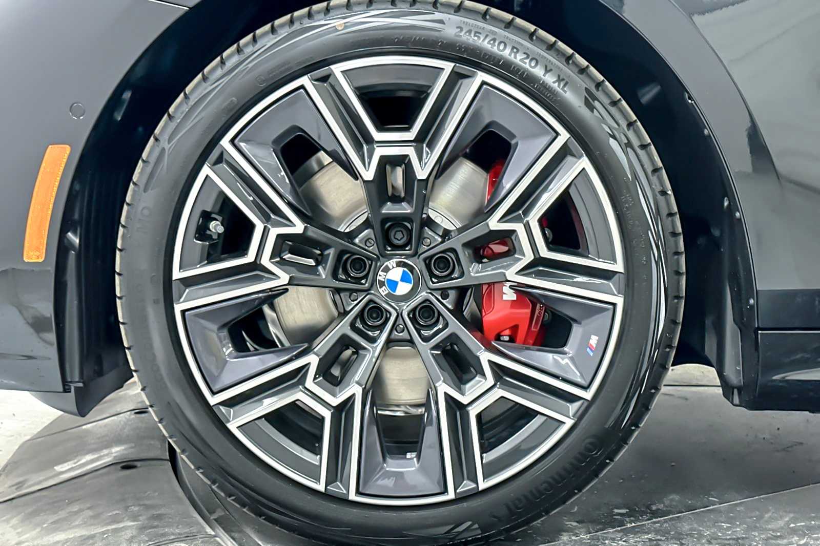 Thumbnail: 2026 BMW 5 Series - 24