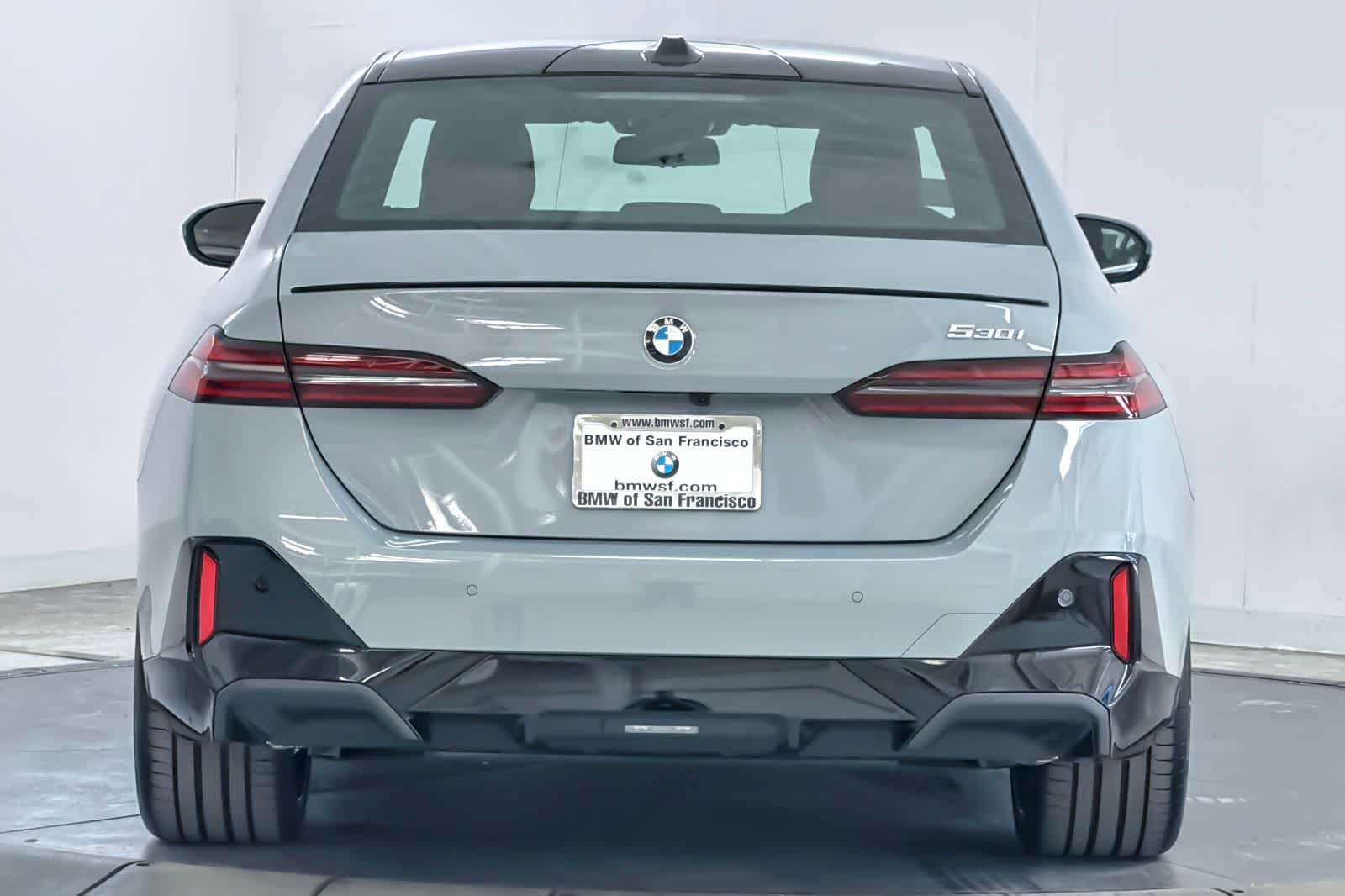 Thumbnail: 2026 BMW 5 Series - 7