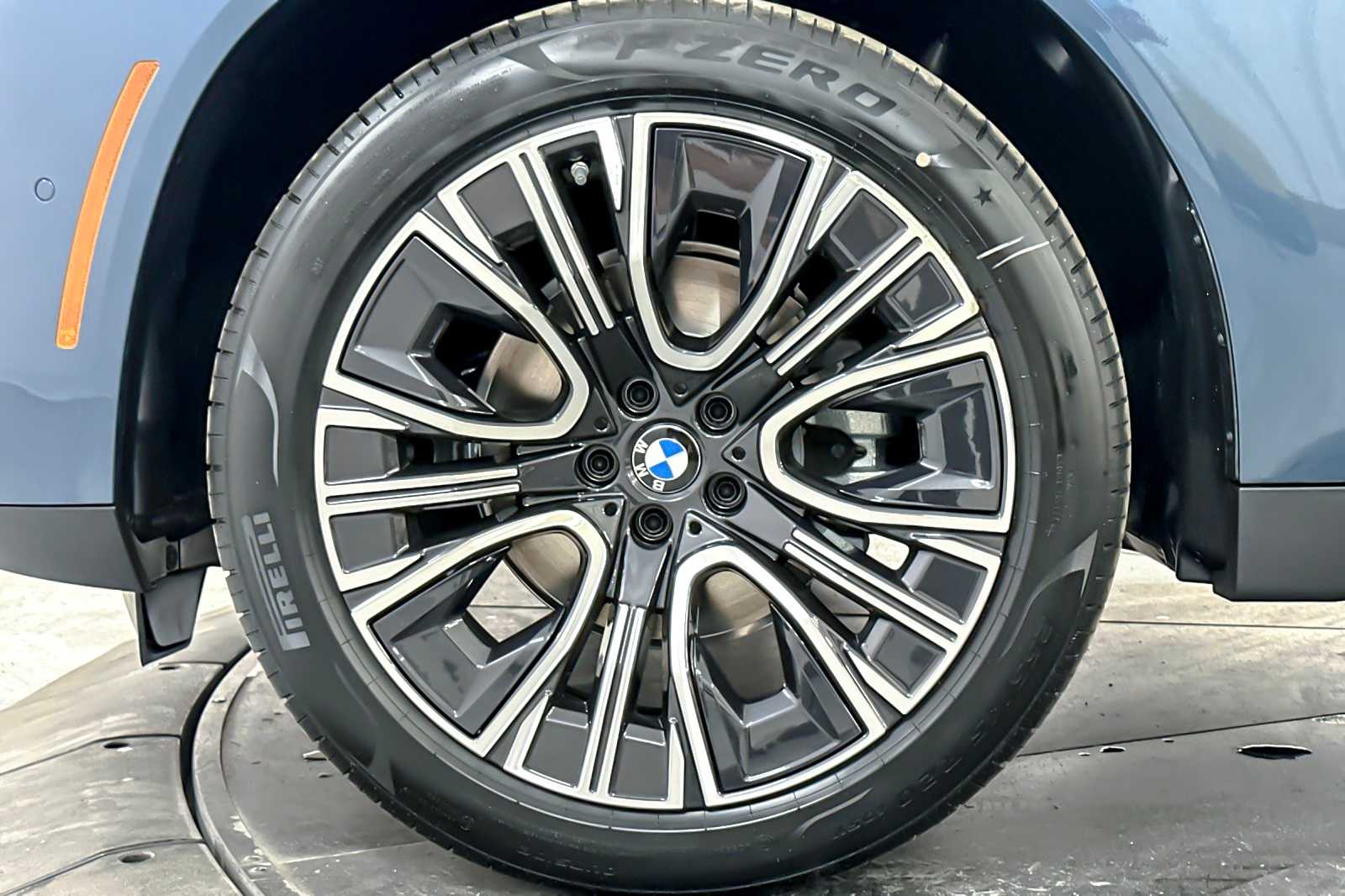 Thumbnail: 2026 BMW X3 - 25