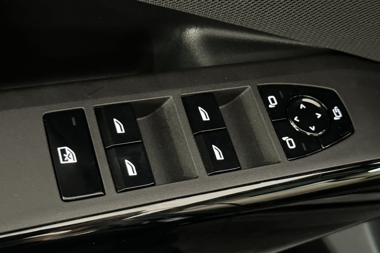 Thumbnail: 2026 BMW X3 - 13