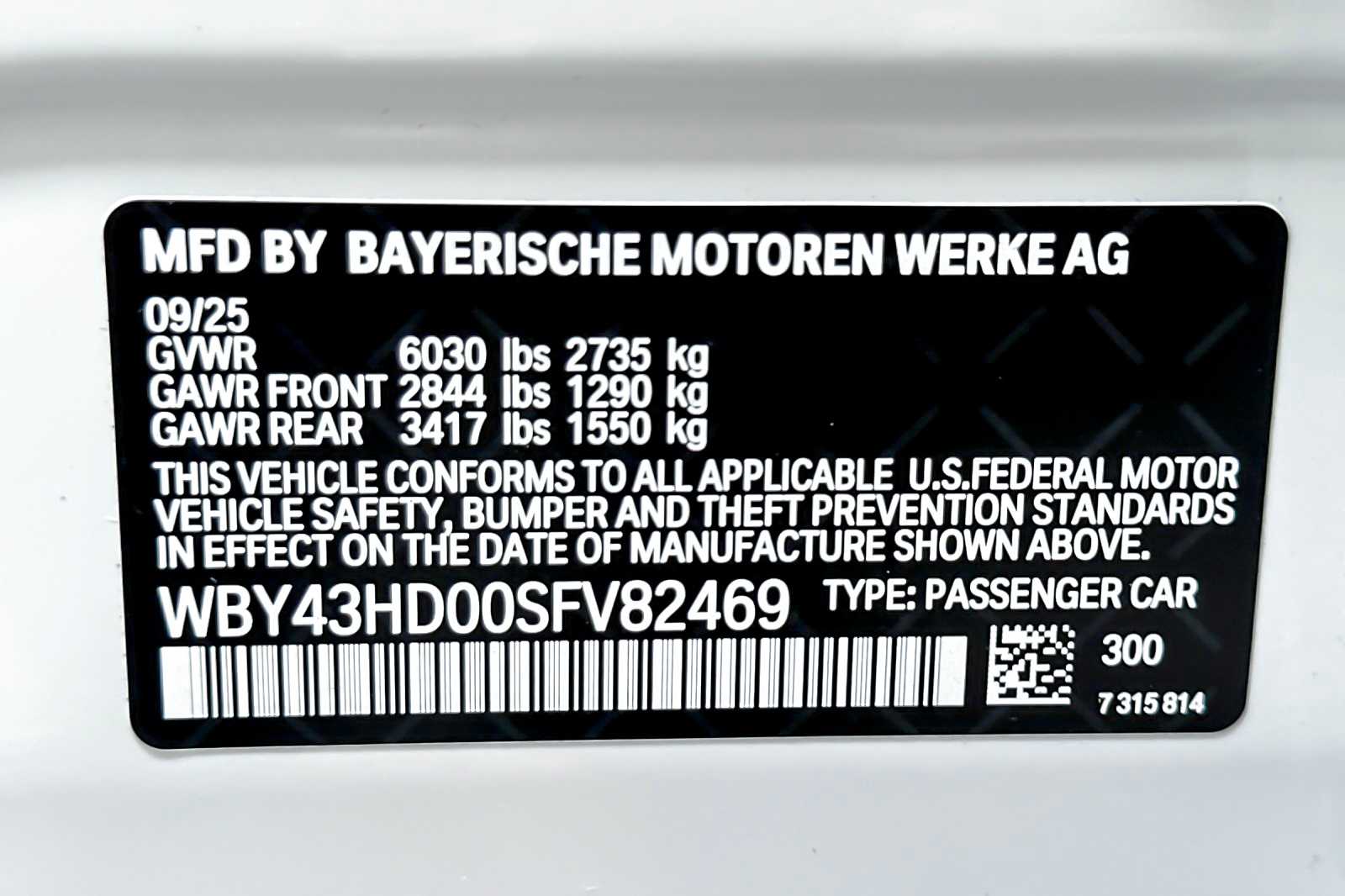 Thumbnail: 2025 BMW i4 - 26