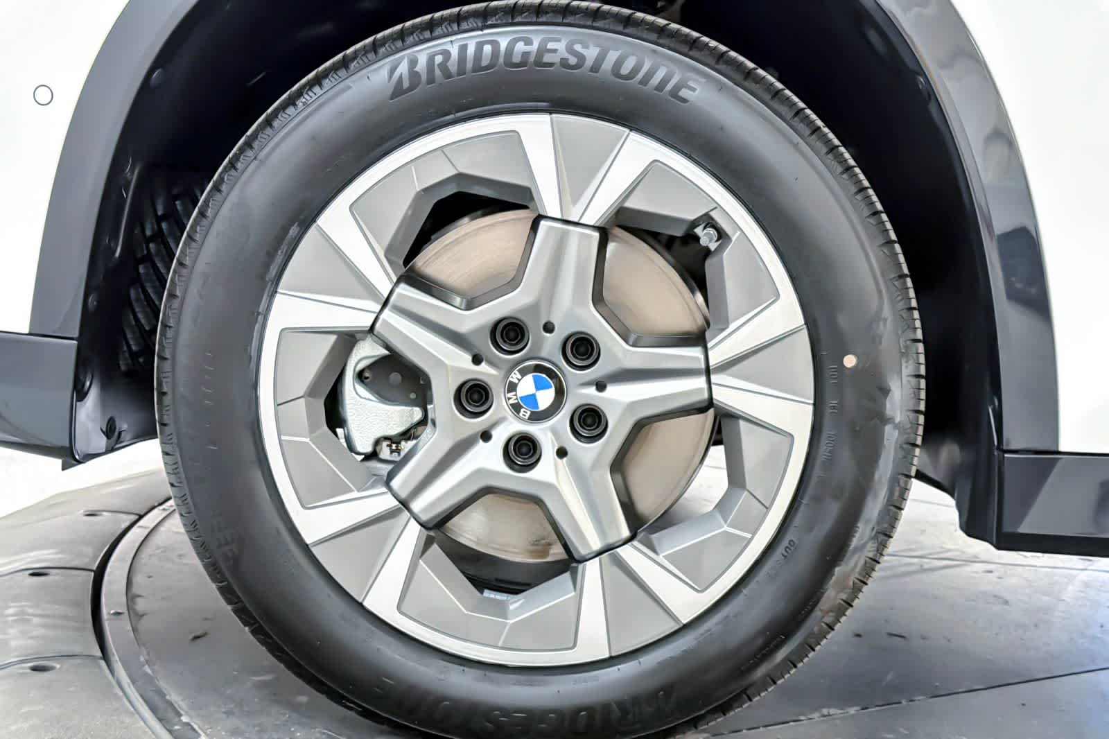 Thumbnail: 2026 BMW X1 - 25