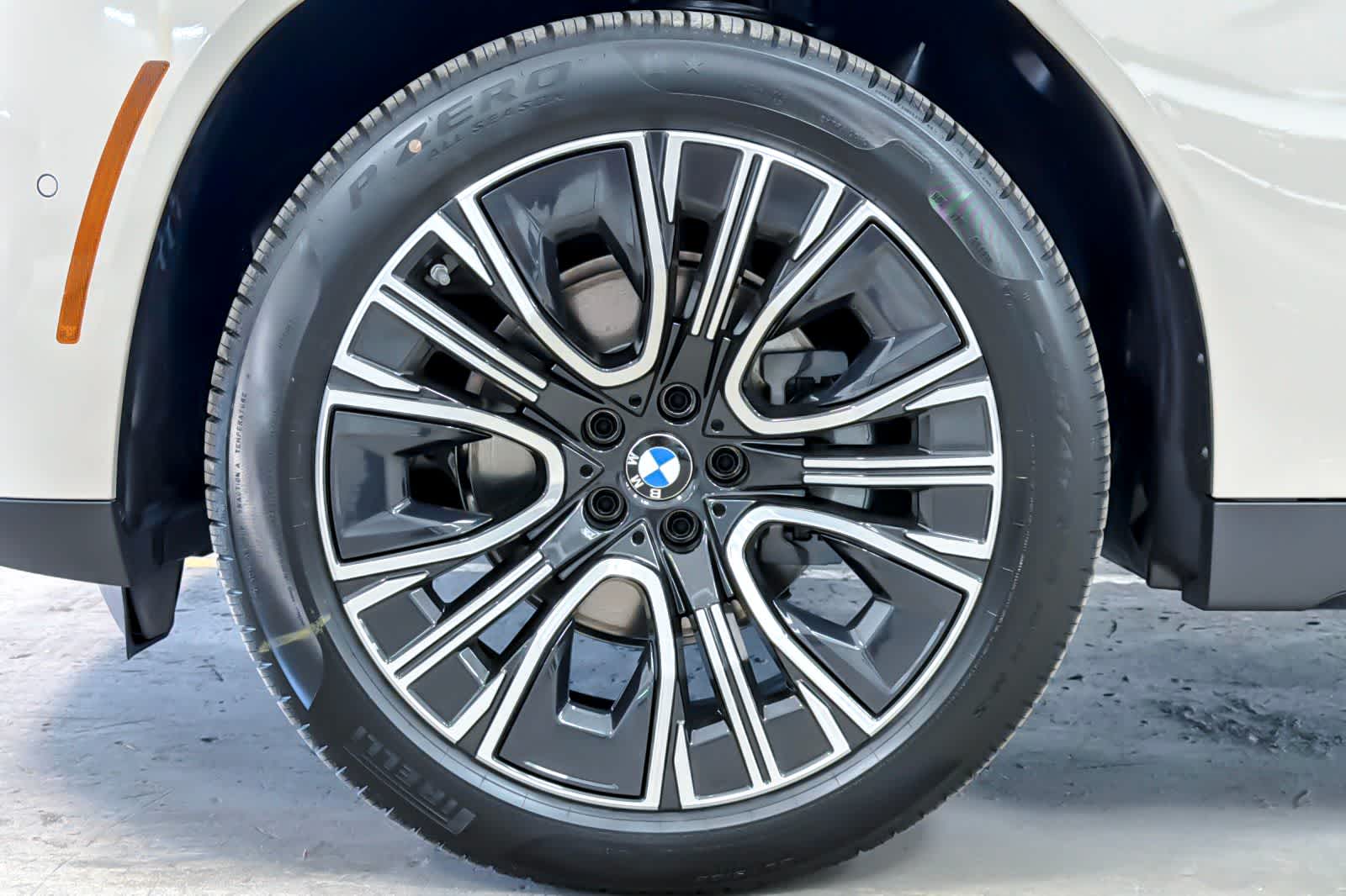 Thumbnail: 2026 BMW X3 - 25