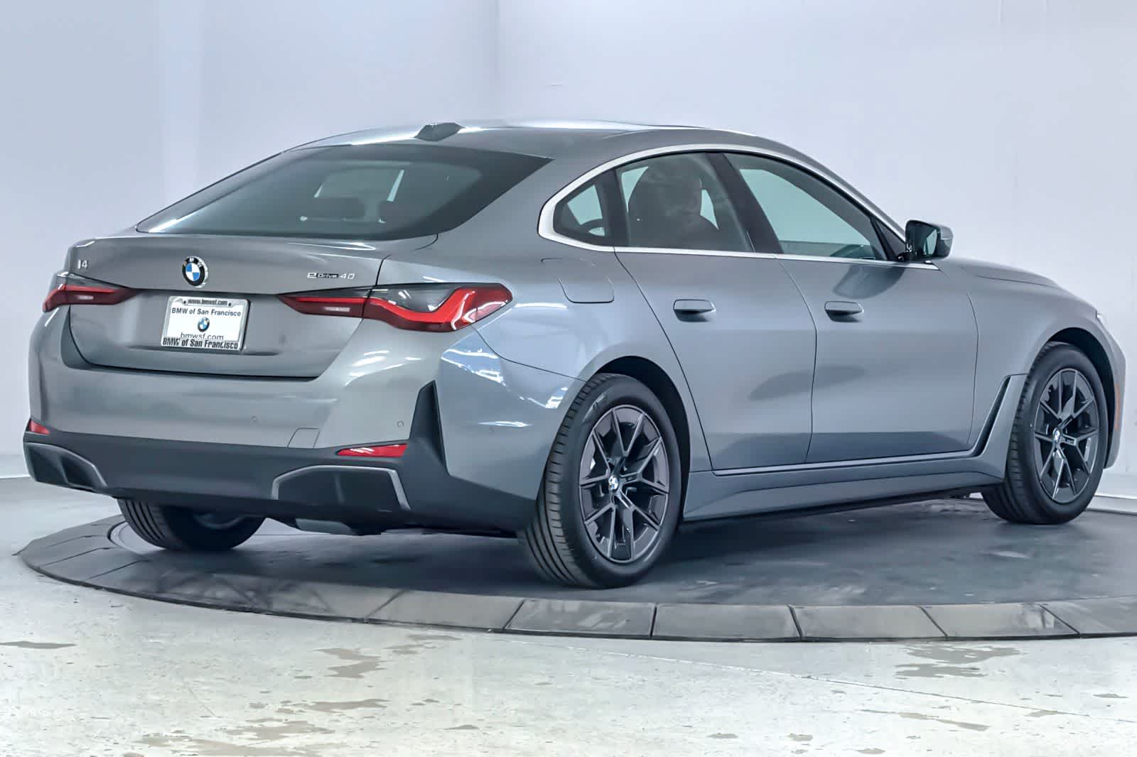 Thumbnail: 2026 BMW i4 - 2