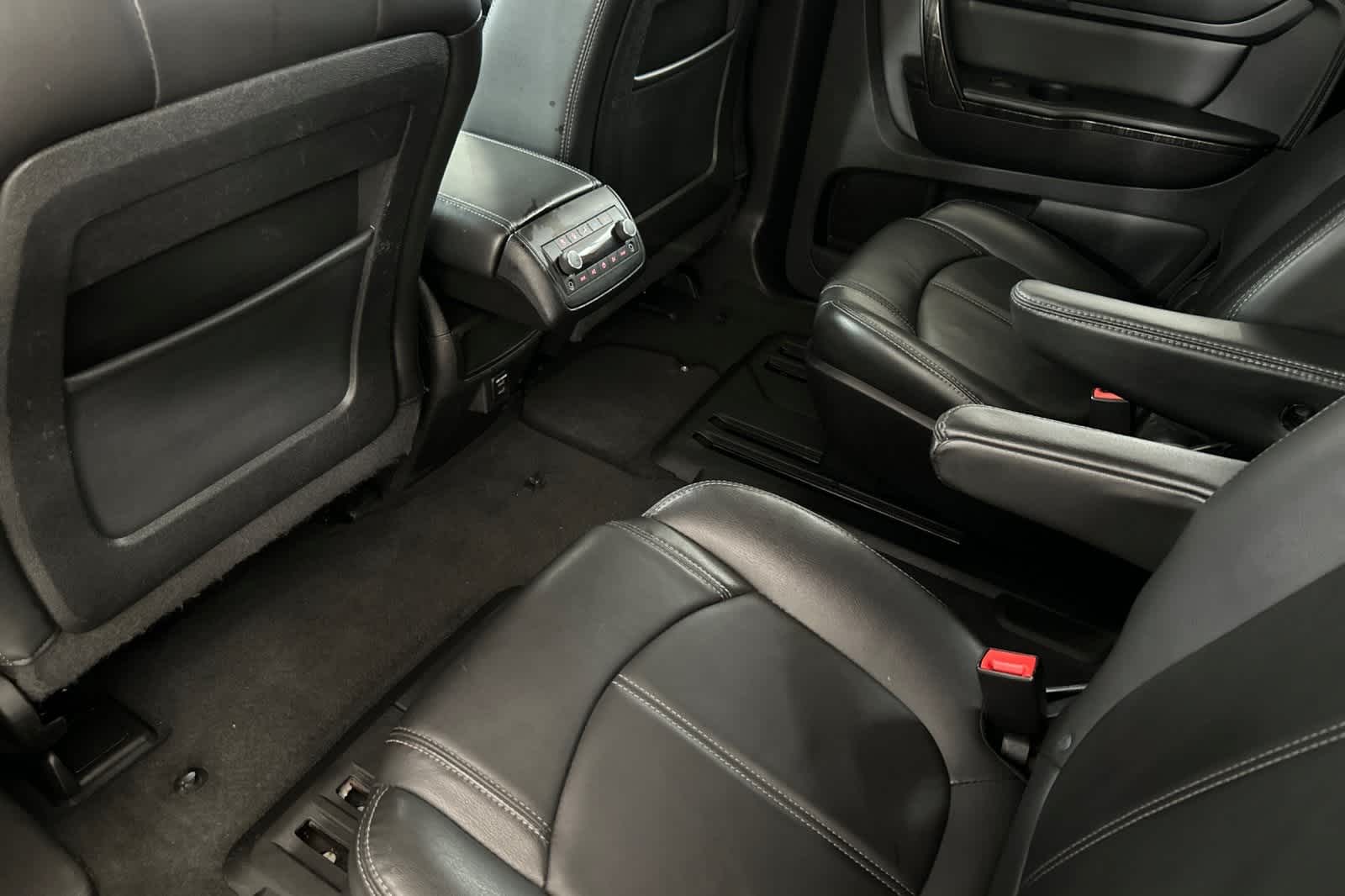 Thumbnail: 2014 GMC Acadia - 4