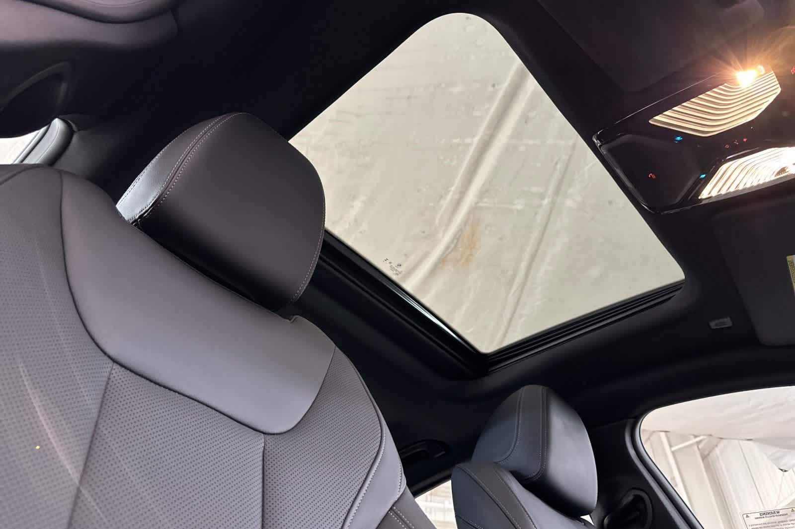 Thumbnail: 2025 BMW i4 - 16