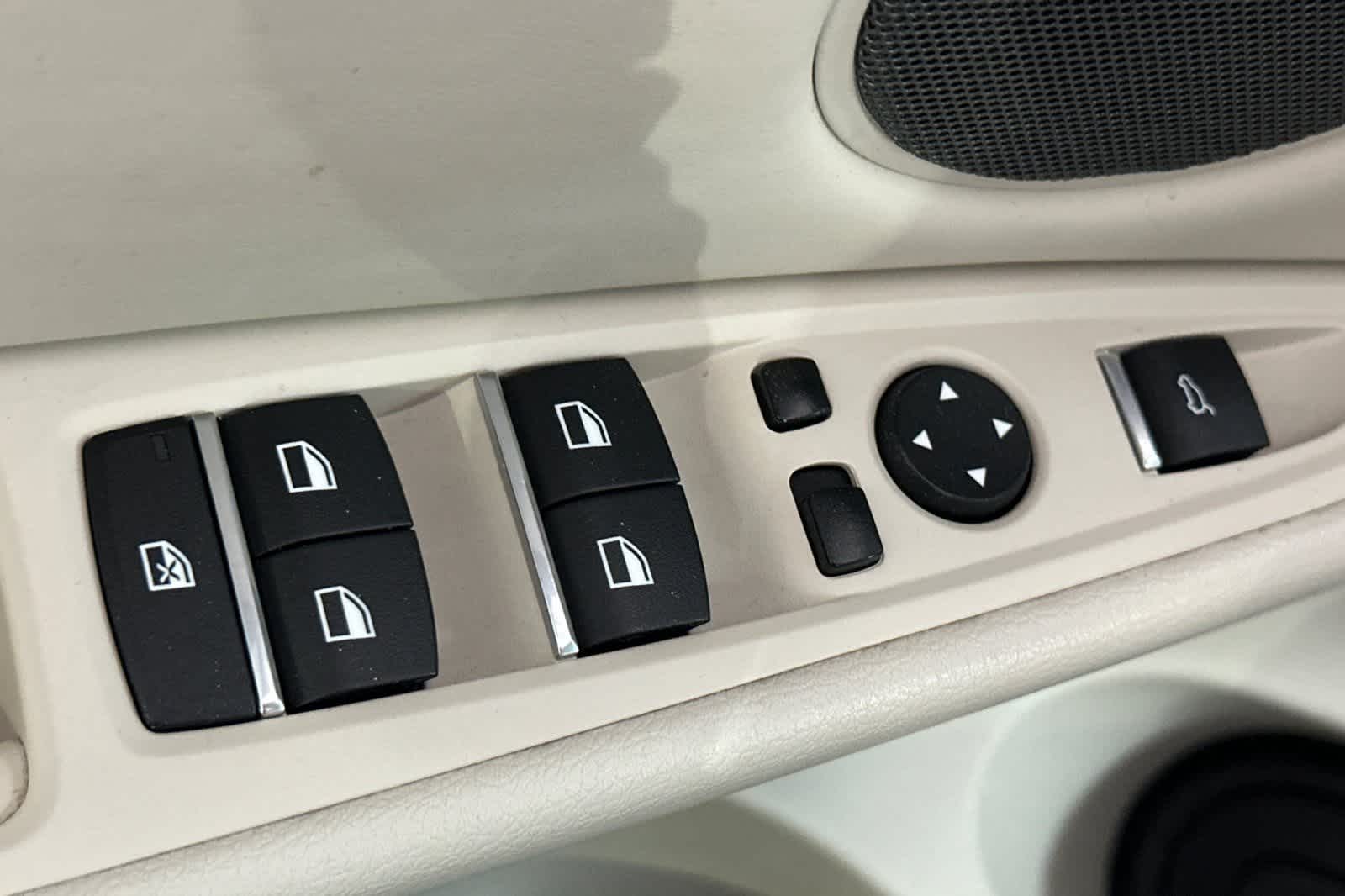 Thumbnail: 2015 BMW X5 - 13