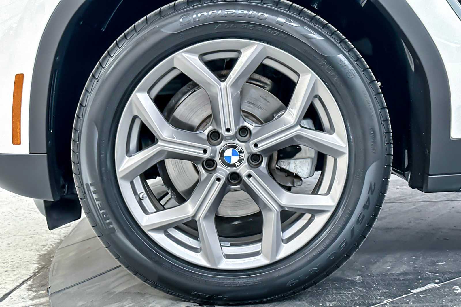 Thumbnail: 2023 BMW X3 - 27