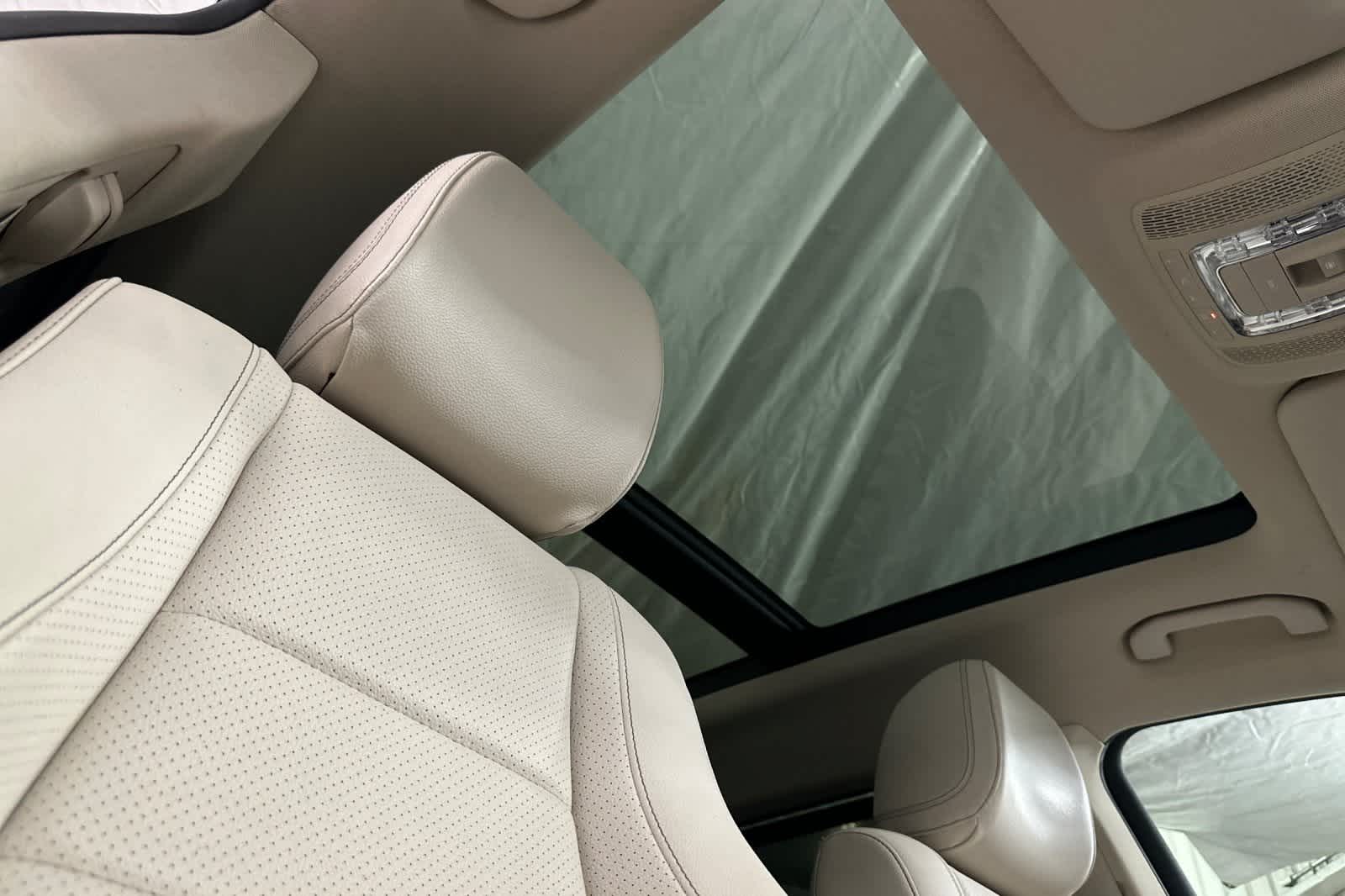 Thumbnail: 2020 Mercedes-Benz GLS - 17