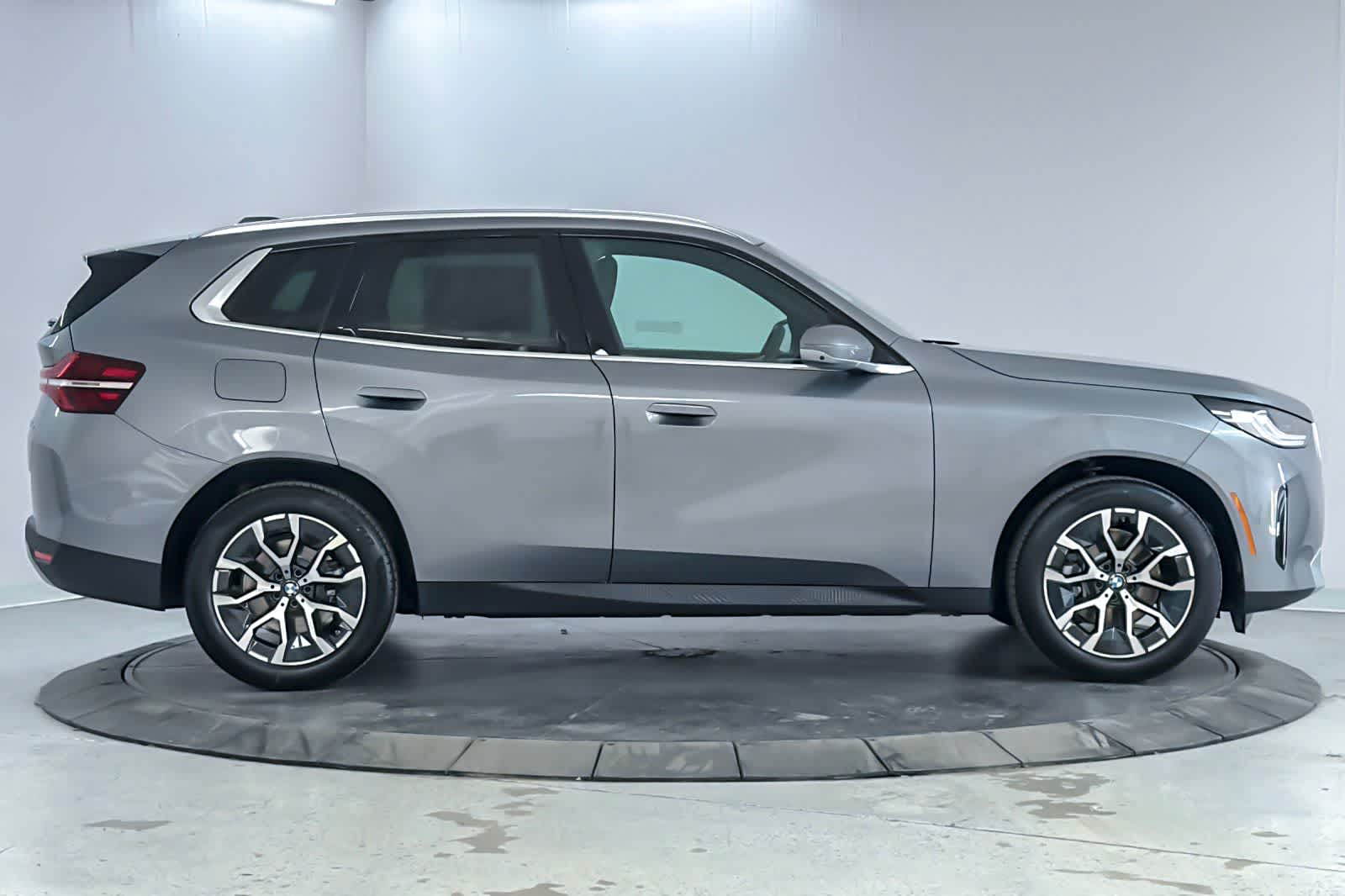 Thumbnail: 2026 BMW X3 - 8