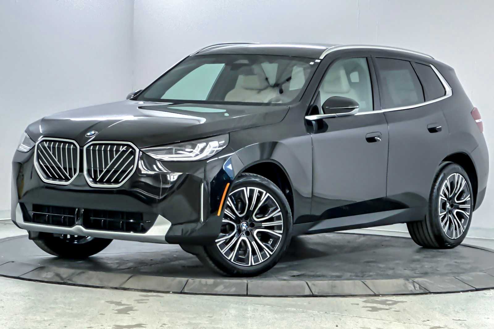 Thumbnail: 2026 BMW X3 - 1