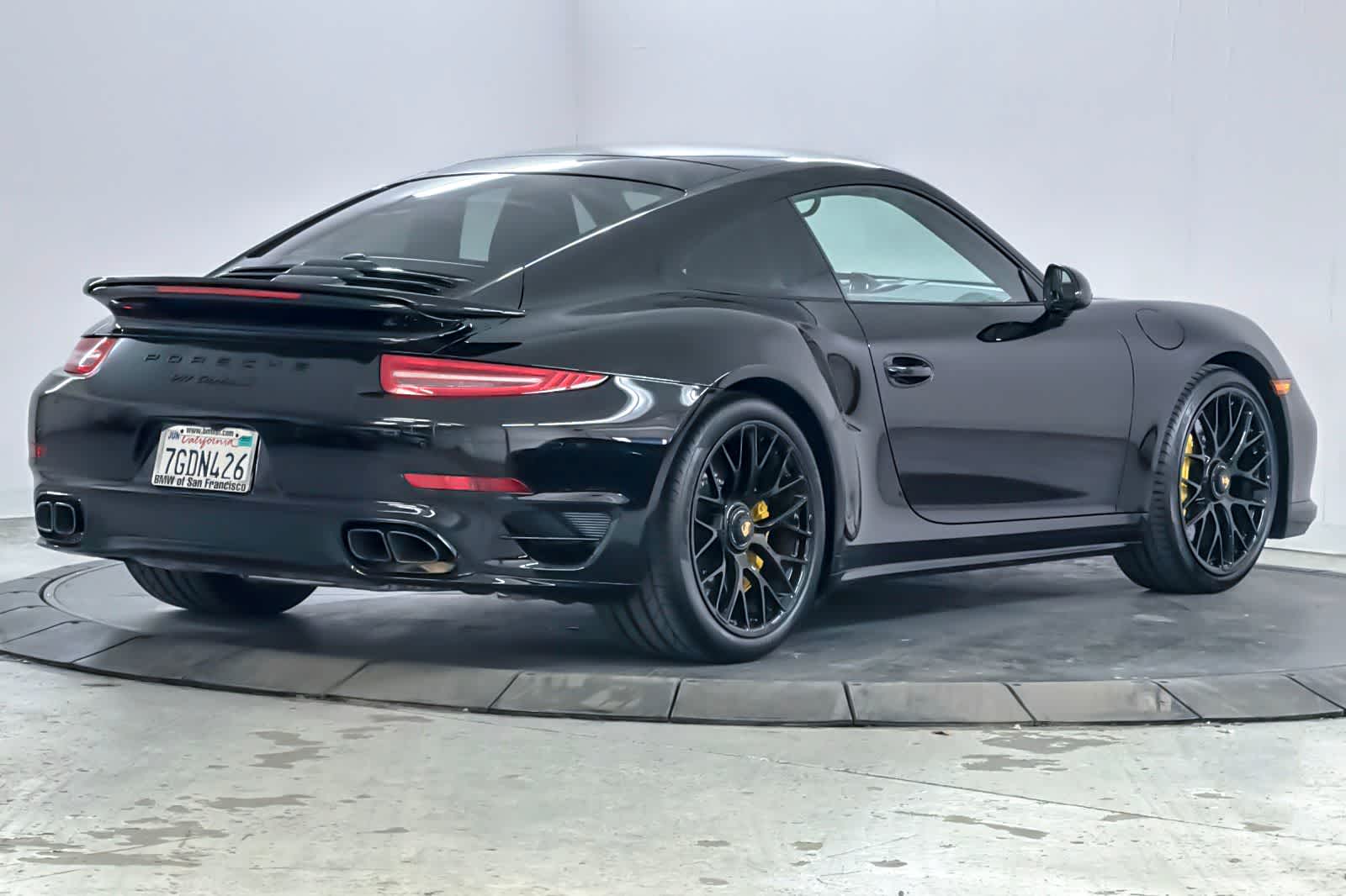 Thumbnail: 2014 Porsche 911 - 2
