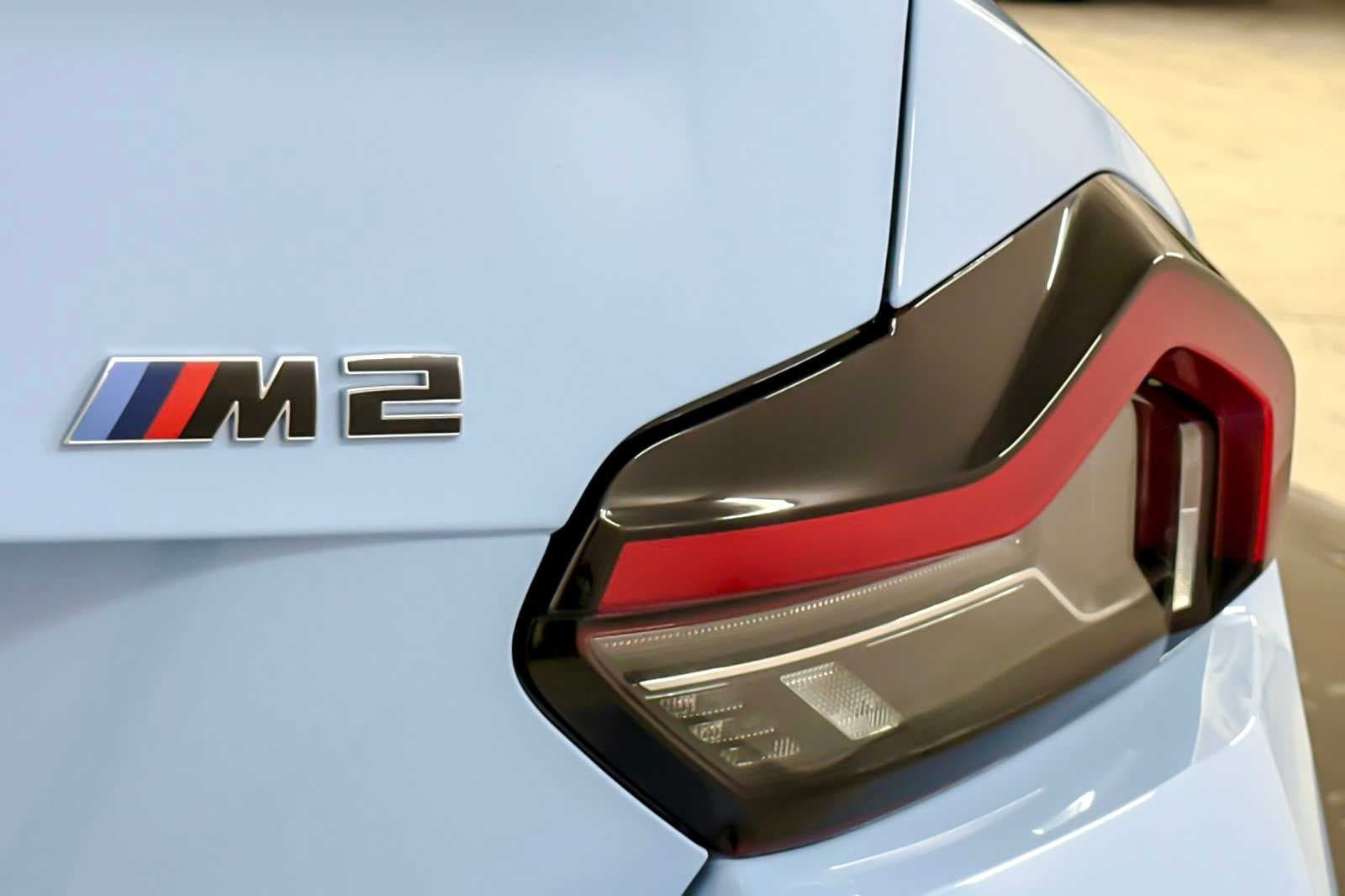 Thumbnail: 2025 BMW M2 - 25