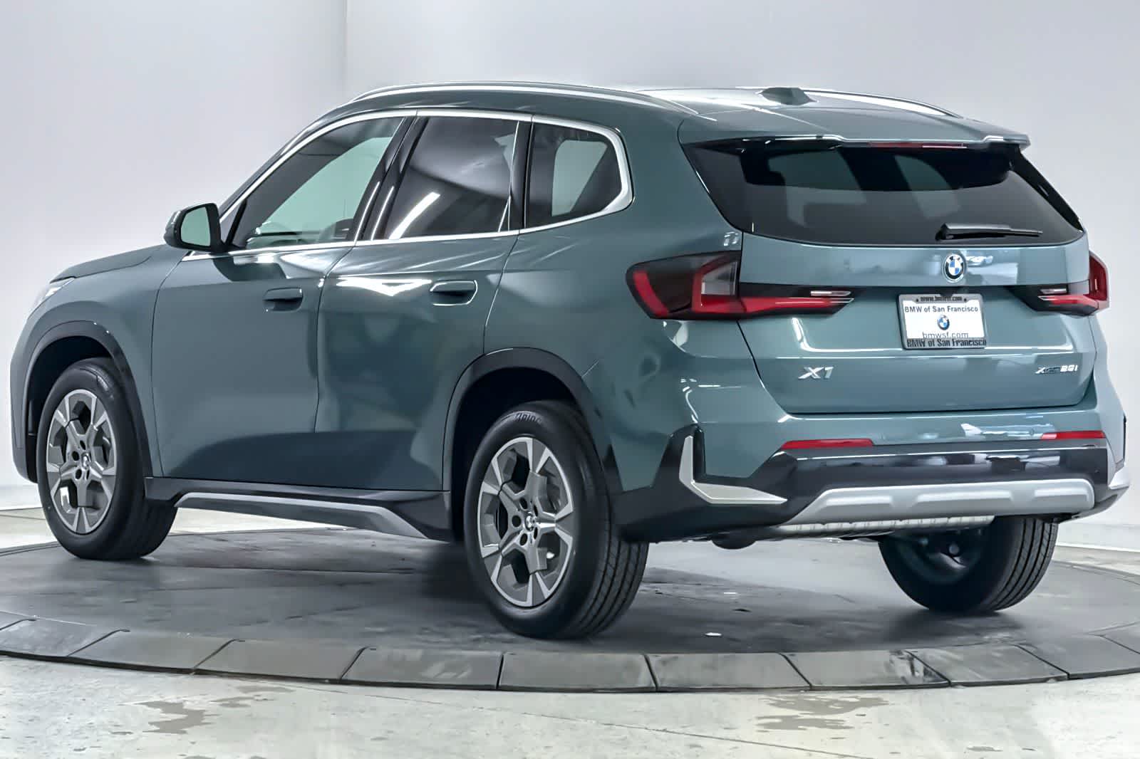 Thumbnail: 2026 BMW X1 - 6