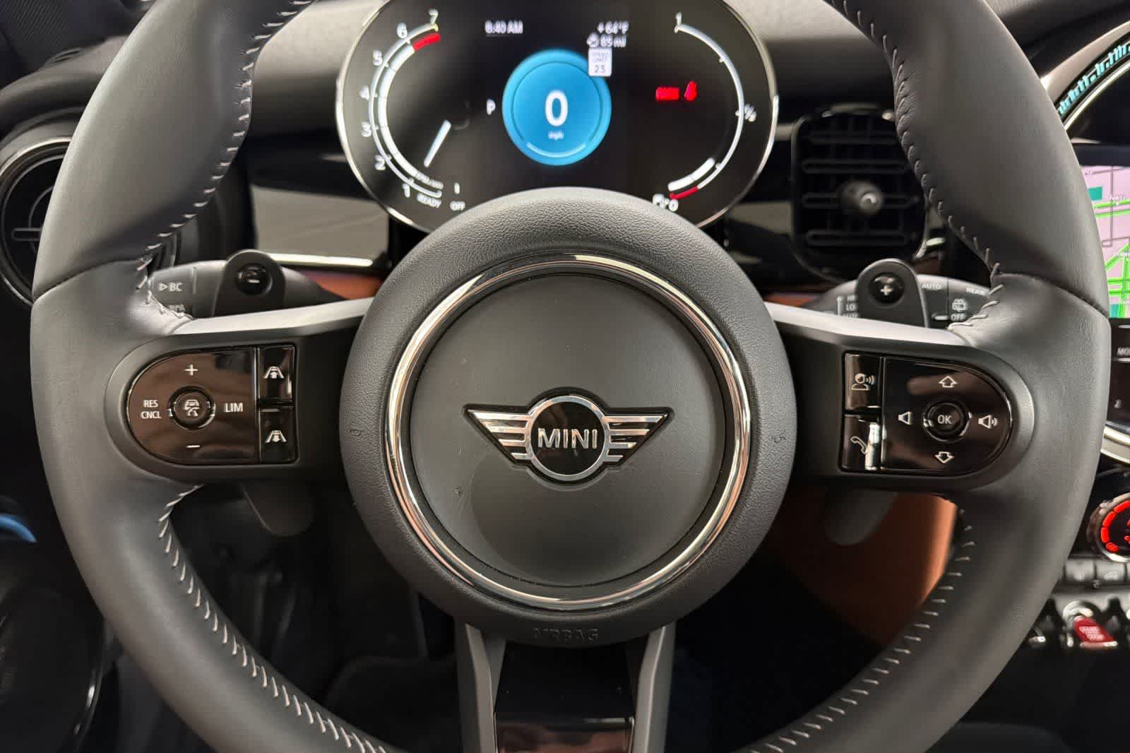 Thumbnail: 2023 MINI Cooper Hardtop - 24