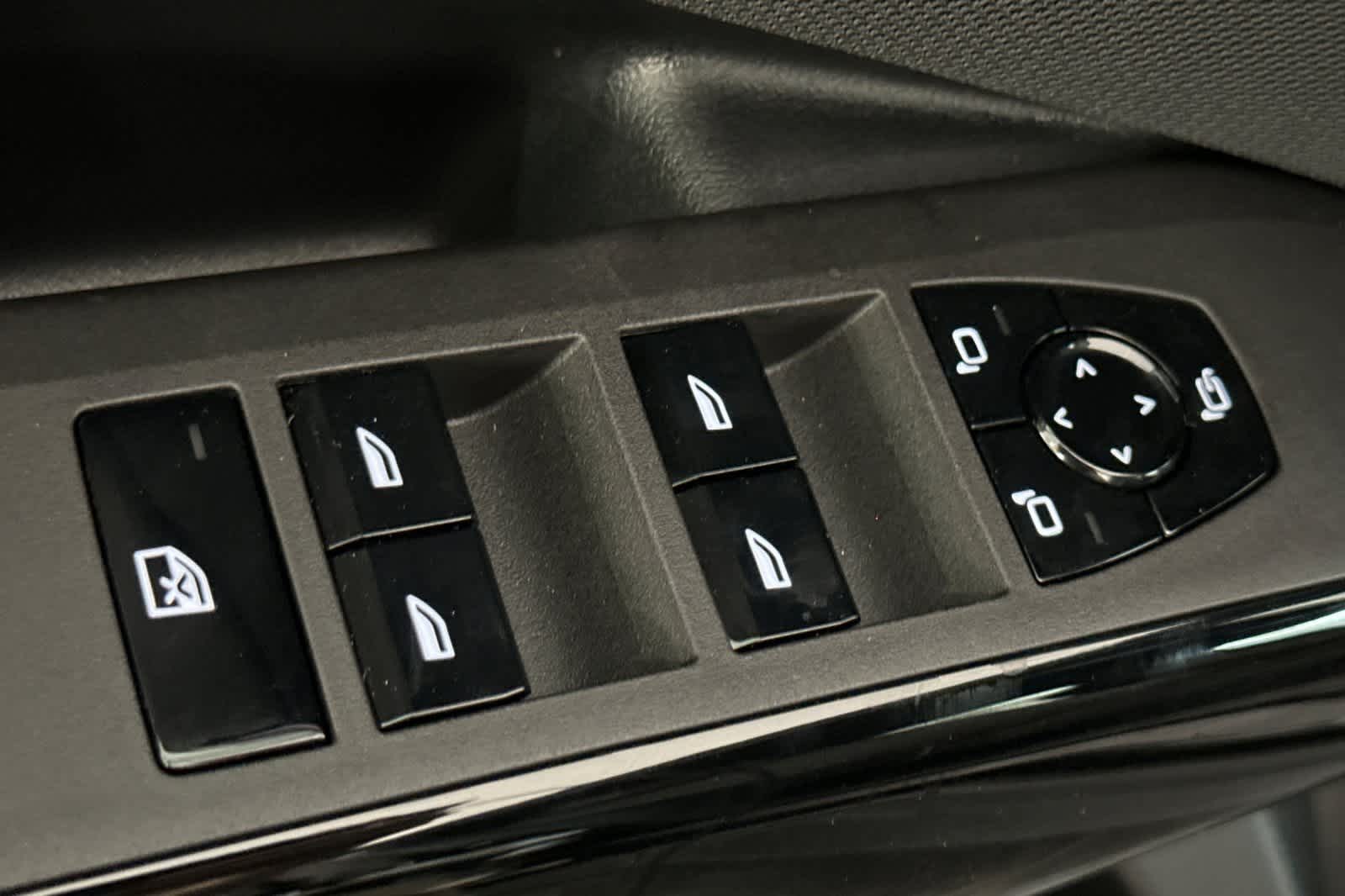 Thumbnail: 2026 BMW X3 - 13