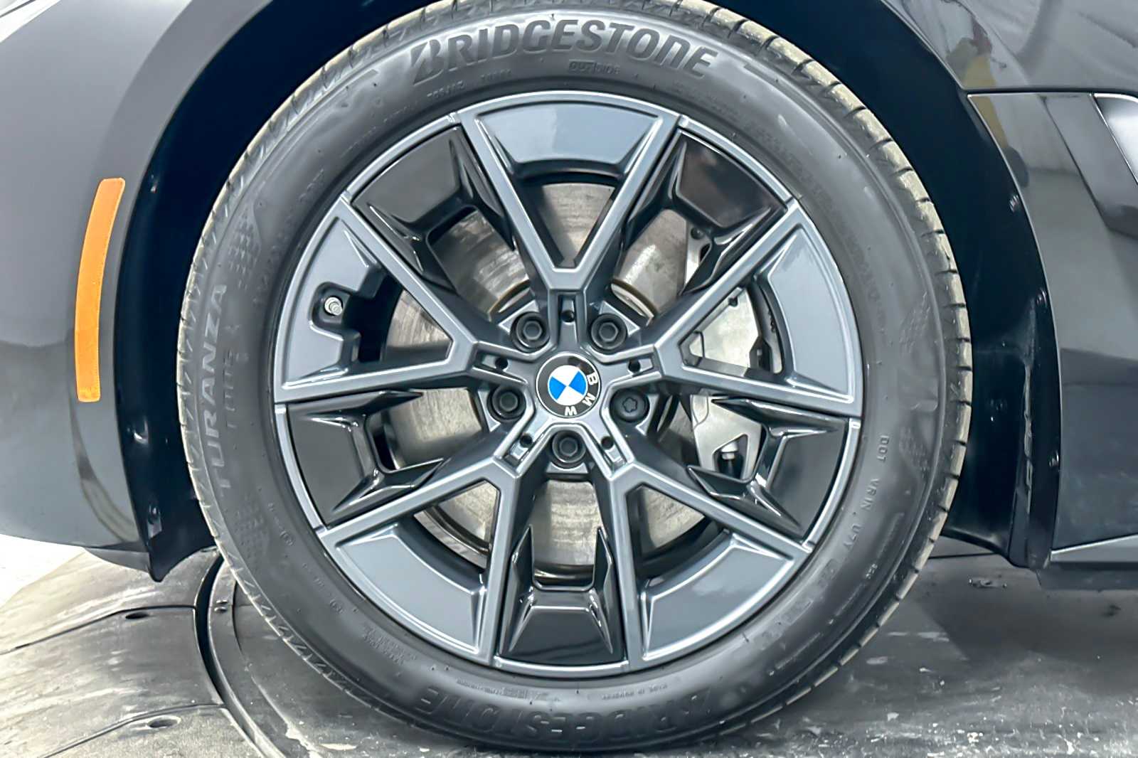 Thumbnail: 2025 BMW i4 - 26