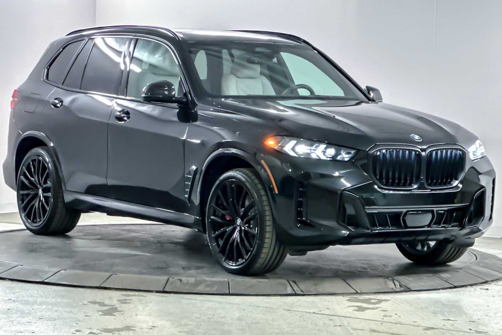 Thumbnail: 2026 BMW X5 - 9