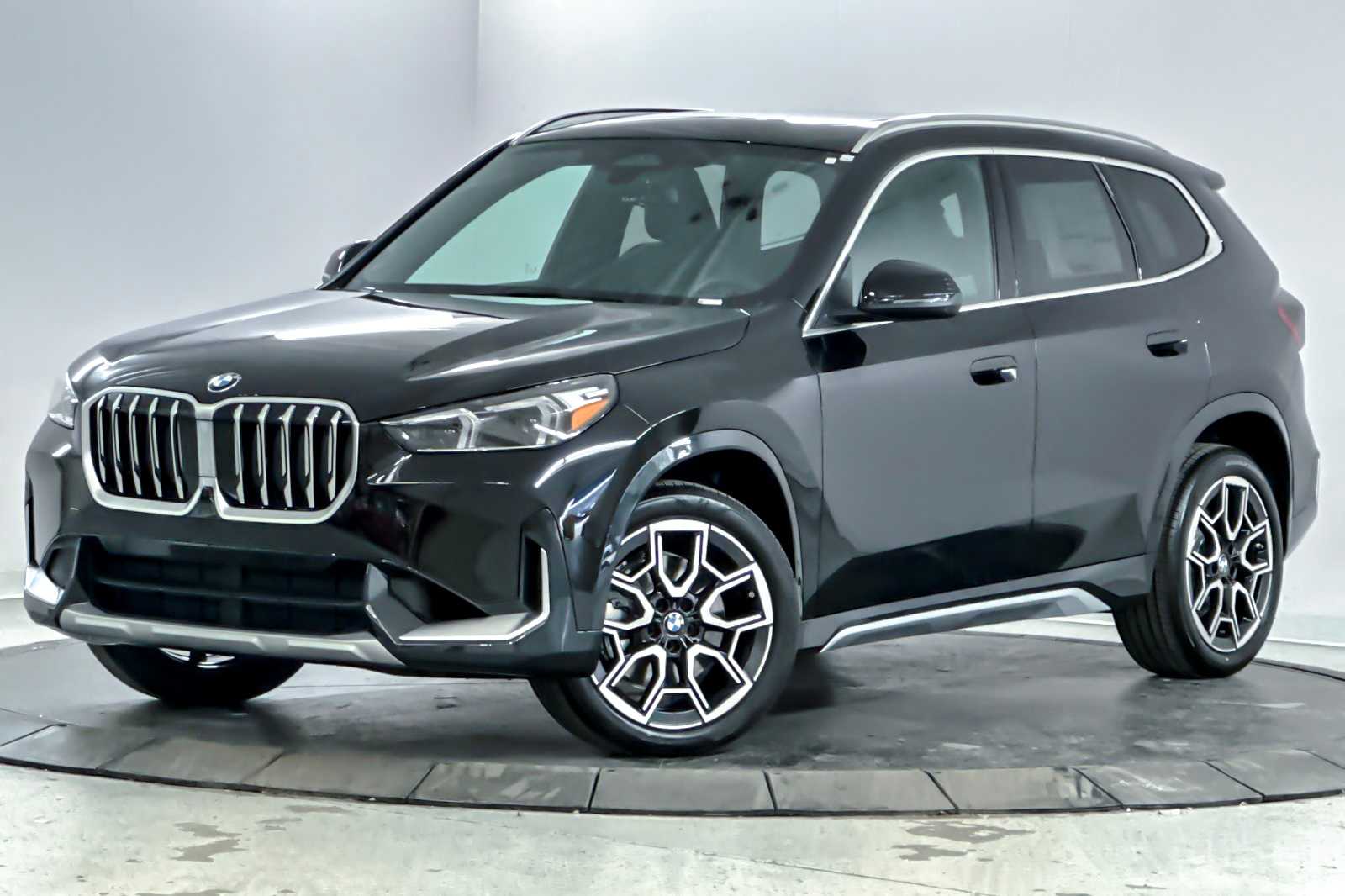 Thumbnail: 2026 BMW X1 - 1