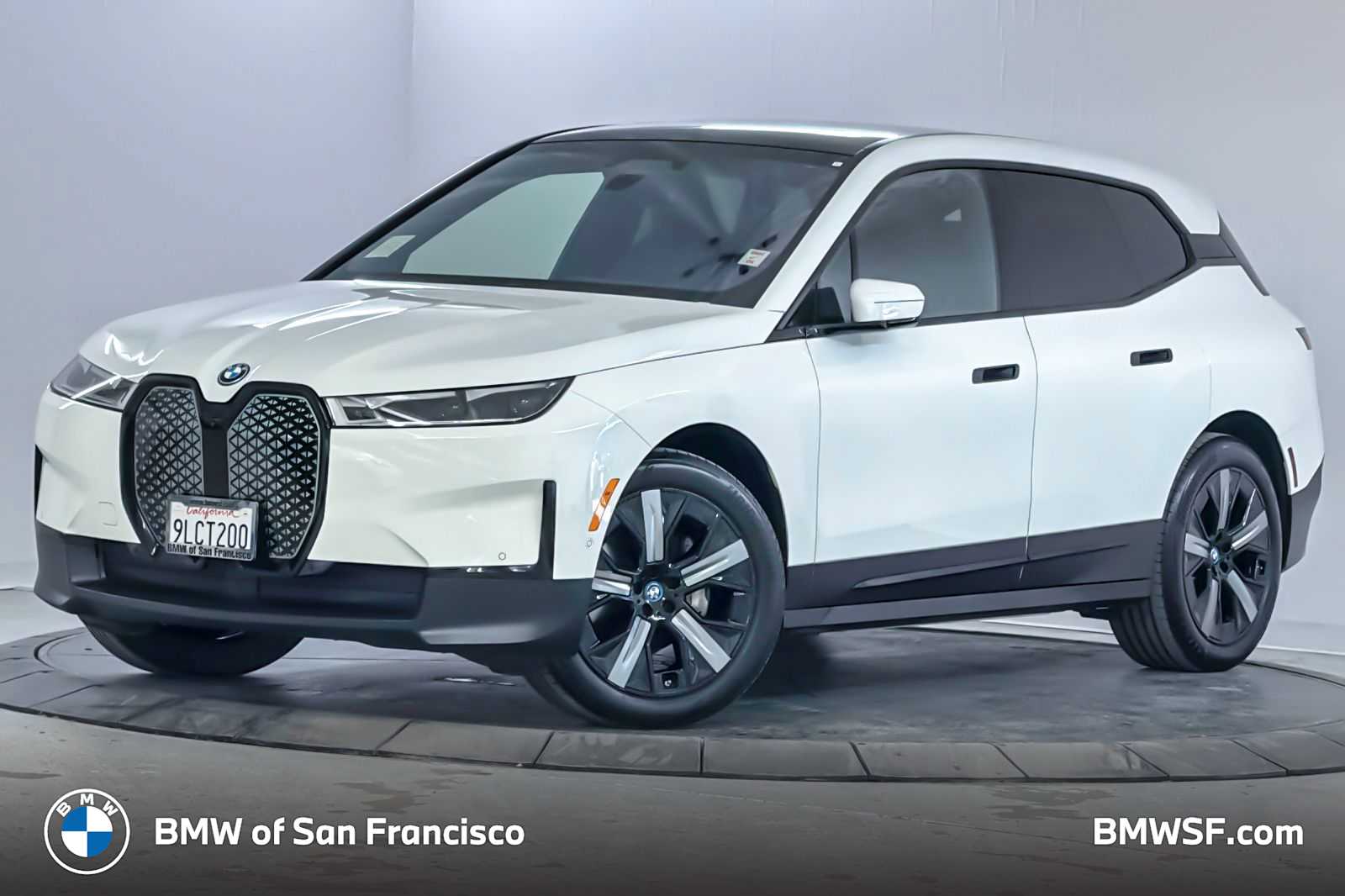 Thumbnail: 2024 BMW iX - 1