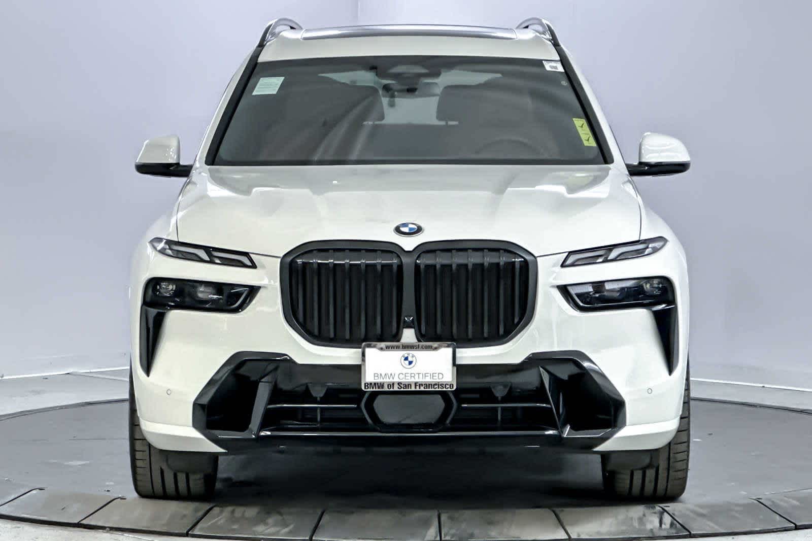 2023 BMW X7 xDrive40i 10