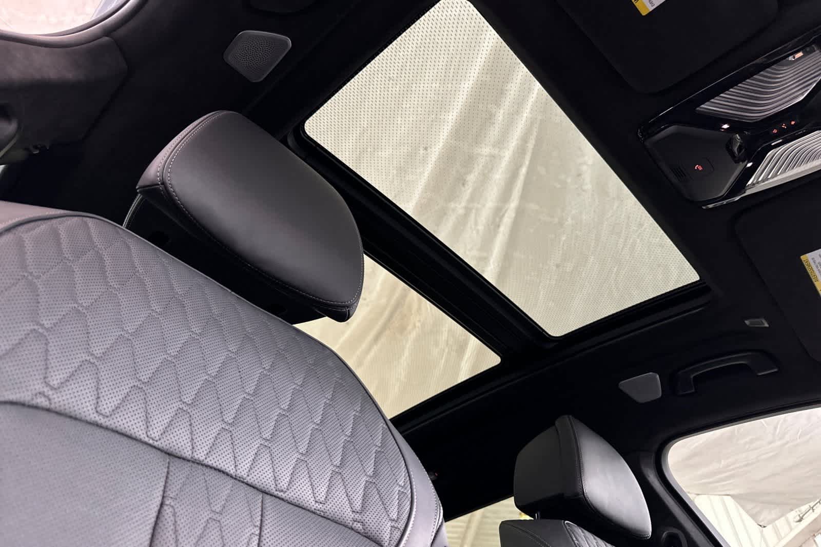 Thumbnail: 2023 BMW X7 - 17