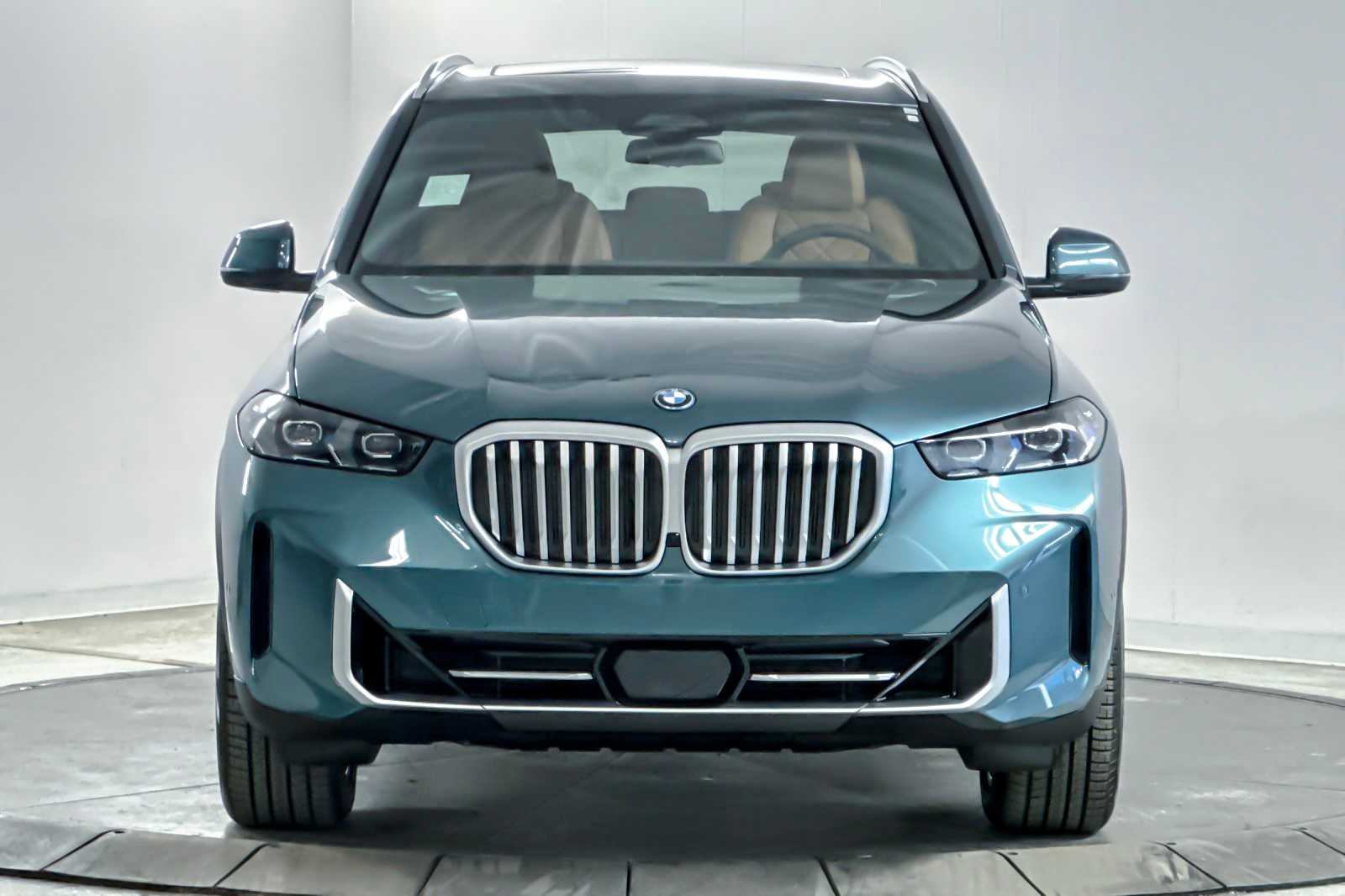 Thumbnail: 2026 BMW X5 - 10