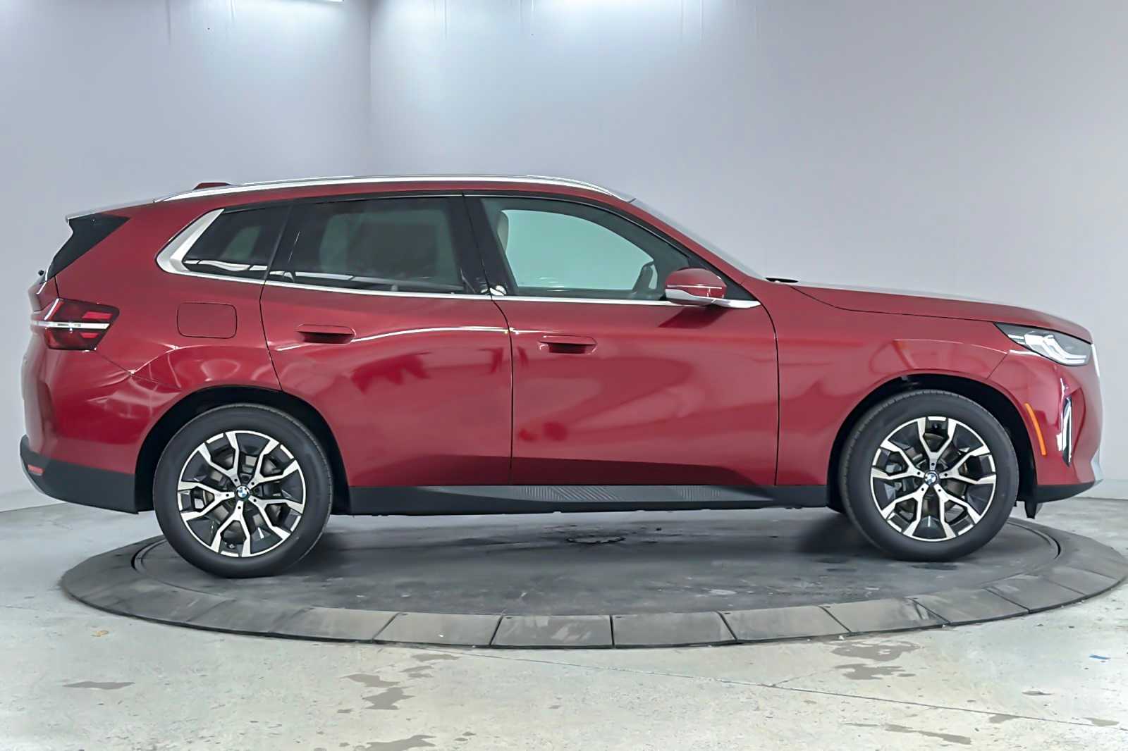 Thumbnail: 2026 BMW X3 - 8