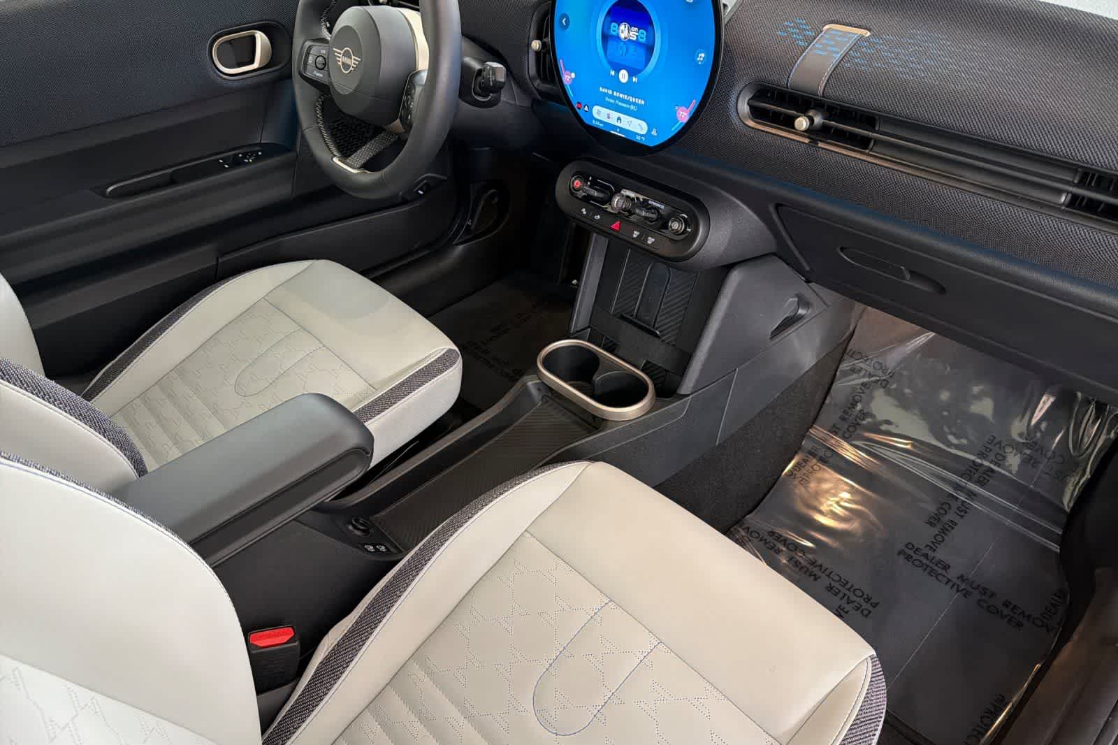 Thumbnail: 2025 MINI Cooper Hardtop - 16