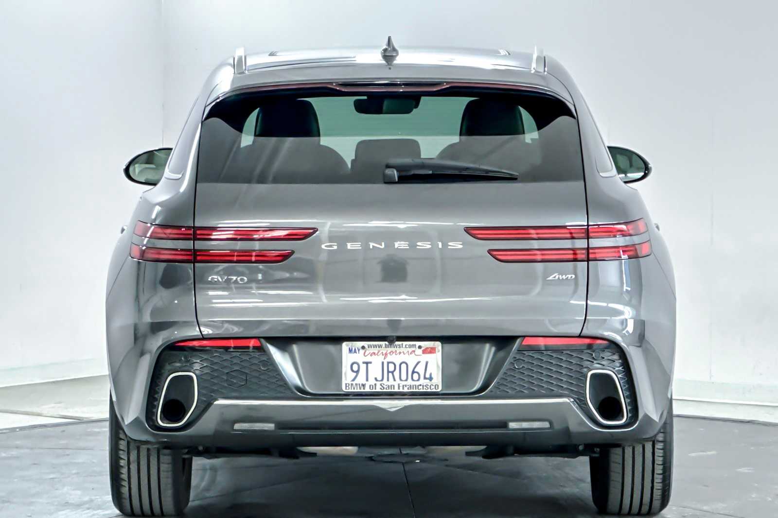 Thumbnail: 2022 Genesis GV70 - 7