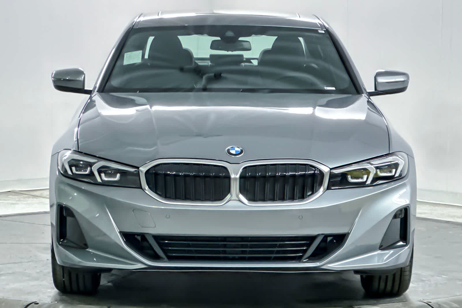 Thumbnail: 2026 BMW 3 Series - 9