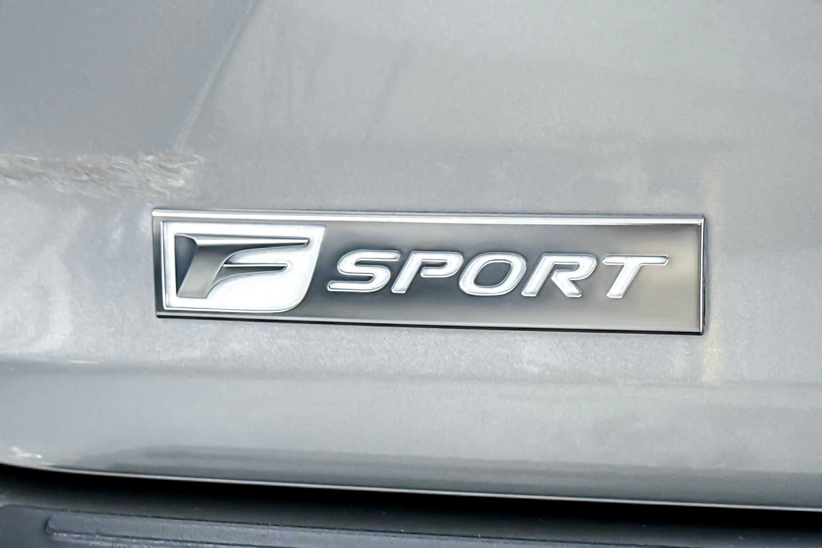 Thumbnail: 2022 Lexus RX - 28