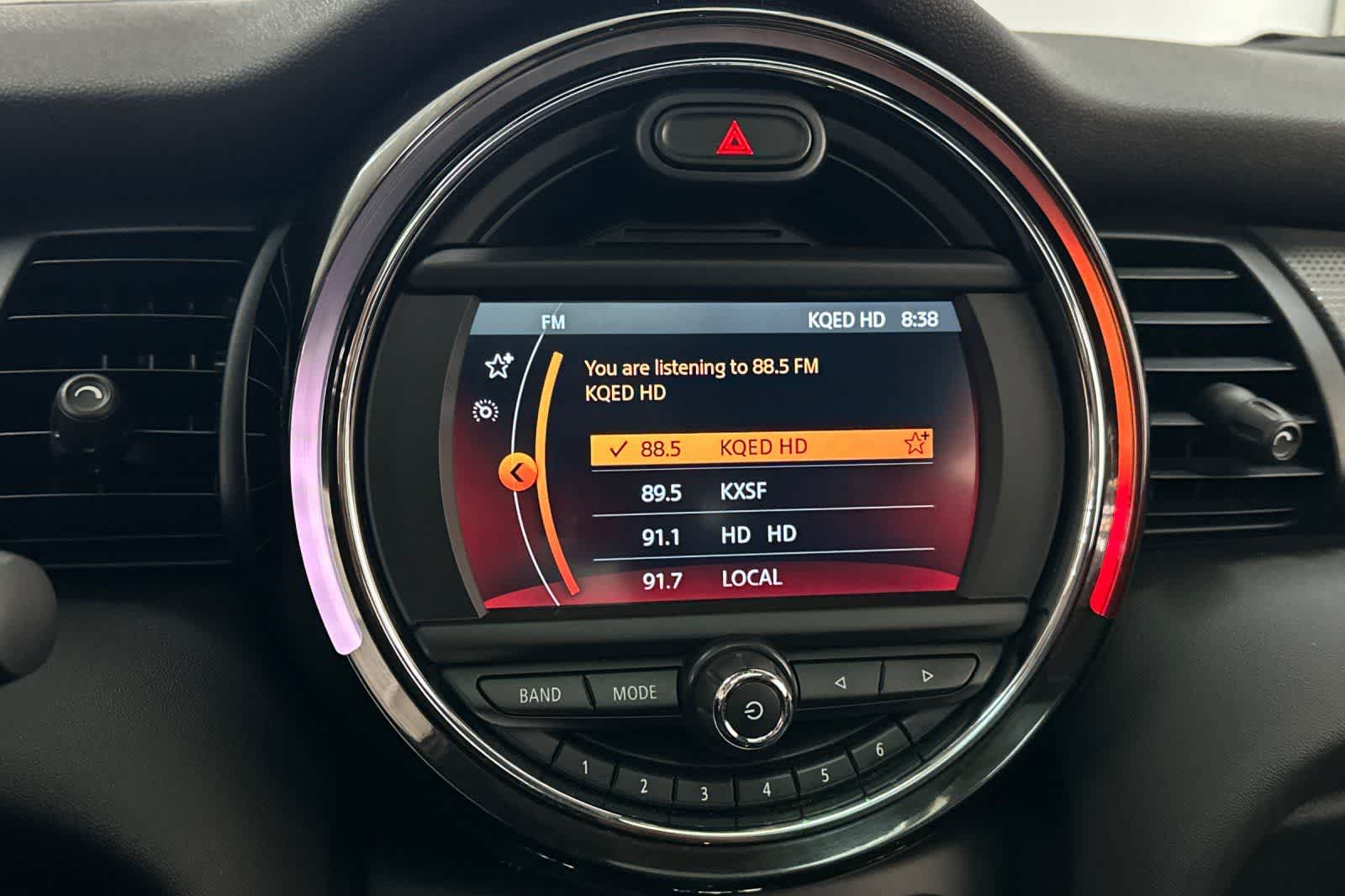 Thumbnail: 2019 MINI Cooper Hardtop - 18