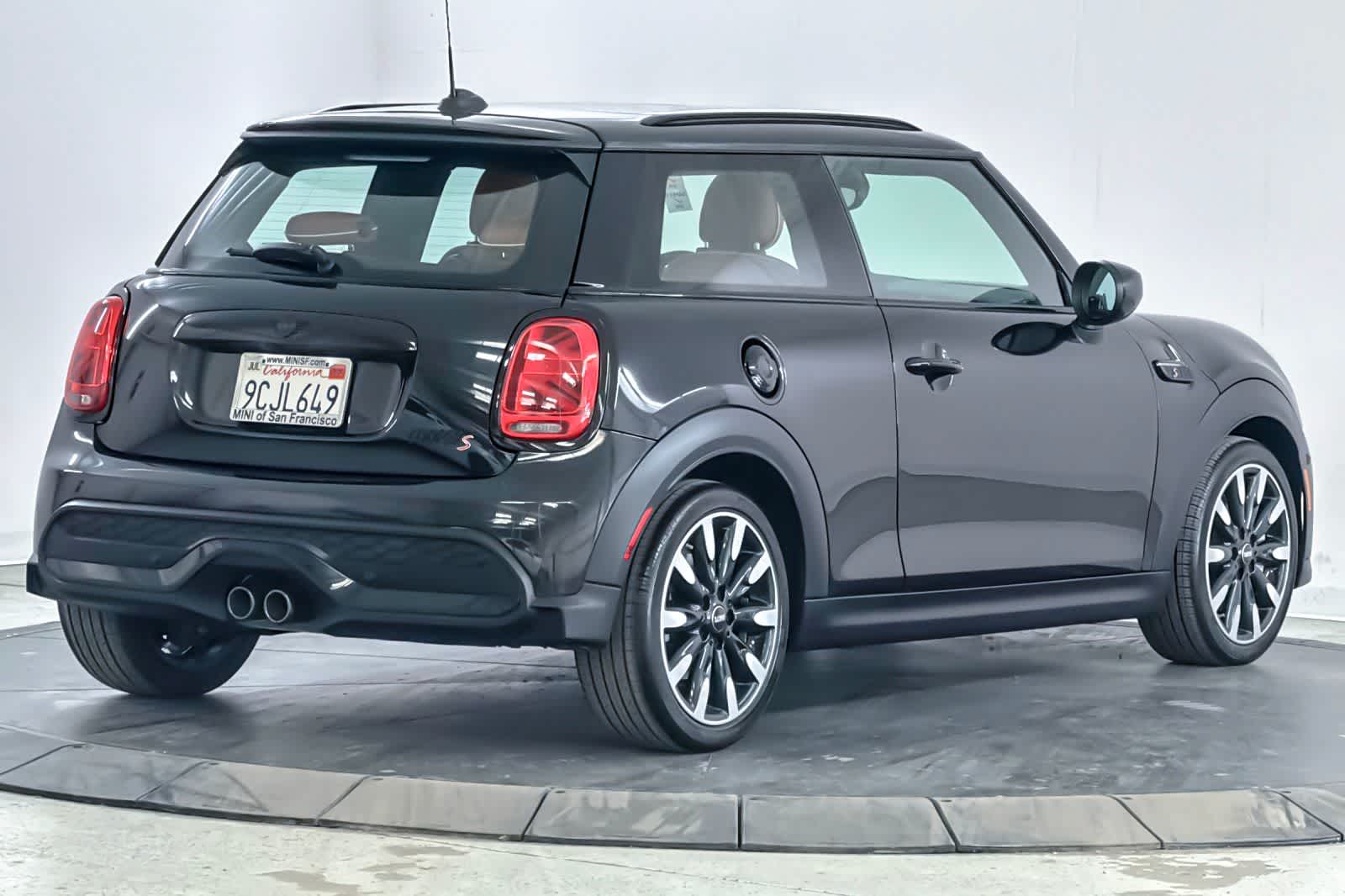 Thumbnail: 2023 MINI Cooper Hardtop - 2