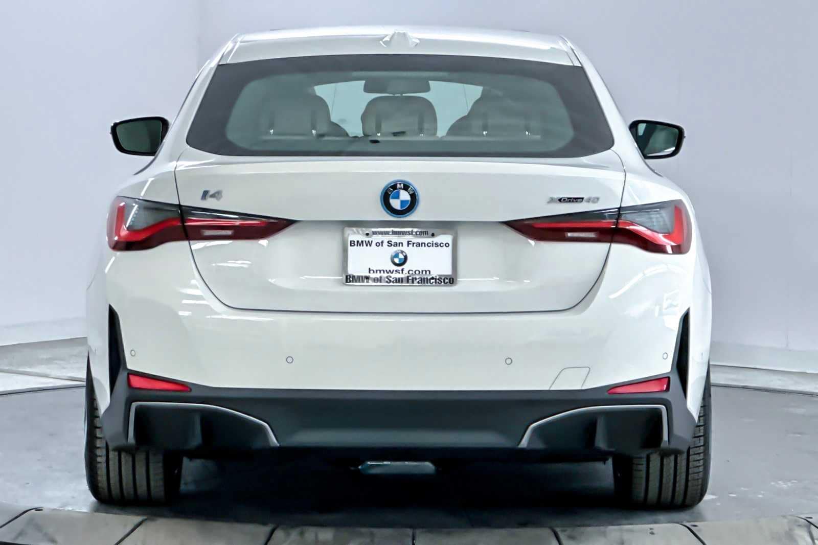 Thumbnail: 2025 BMW i4 - 7