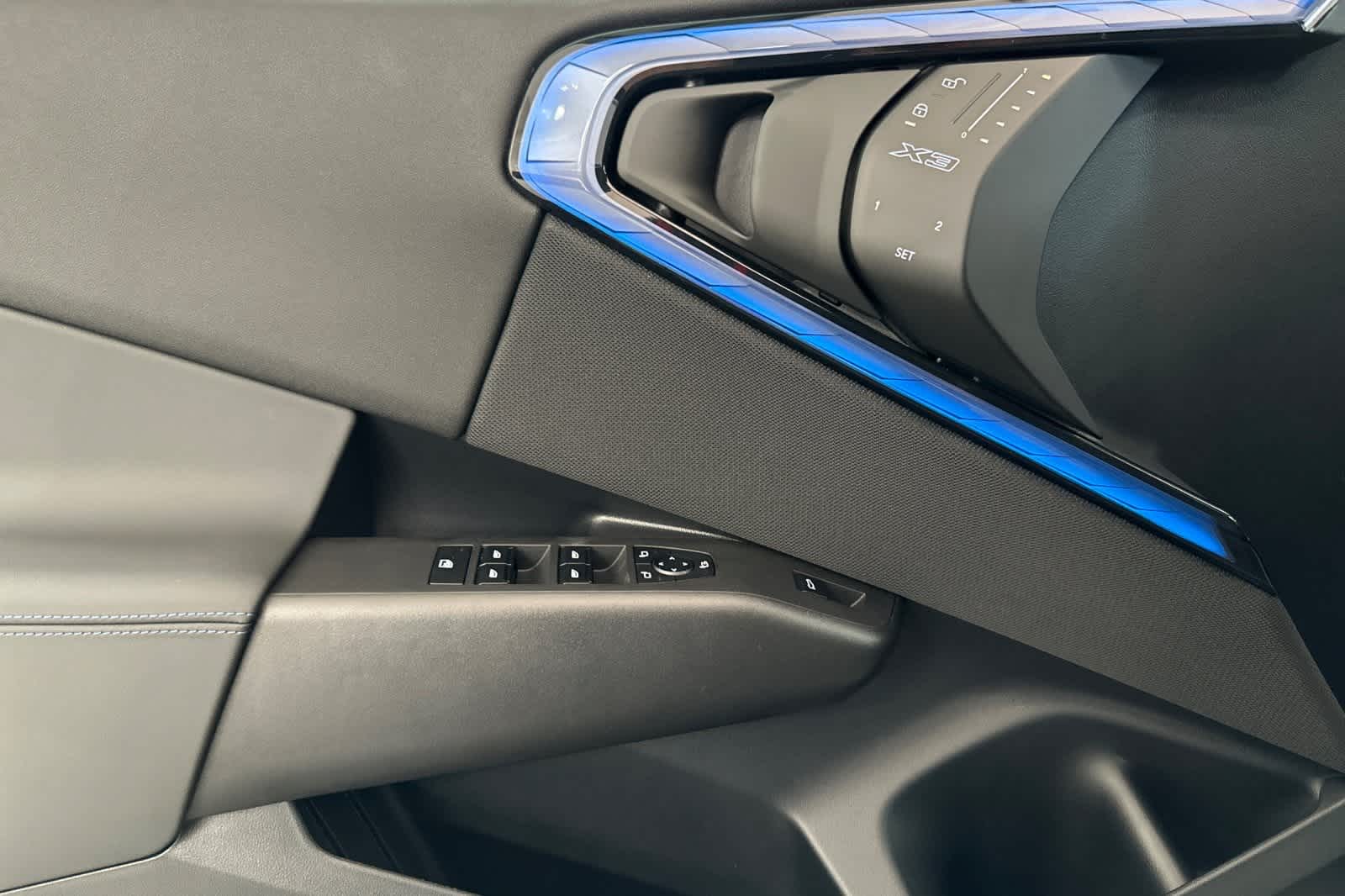Thumbnail: 2025 BMW X3 - 12