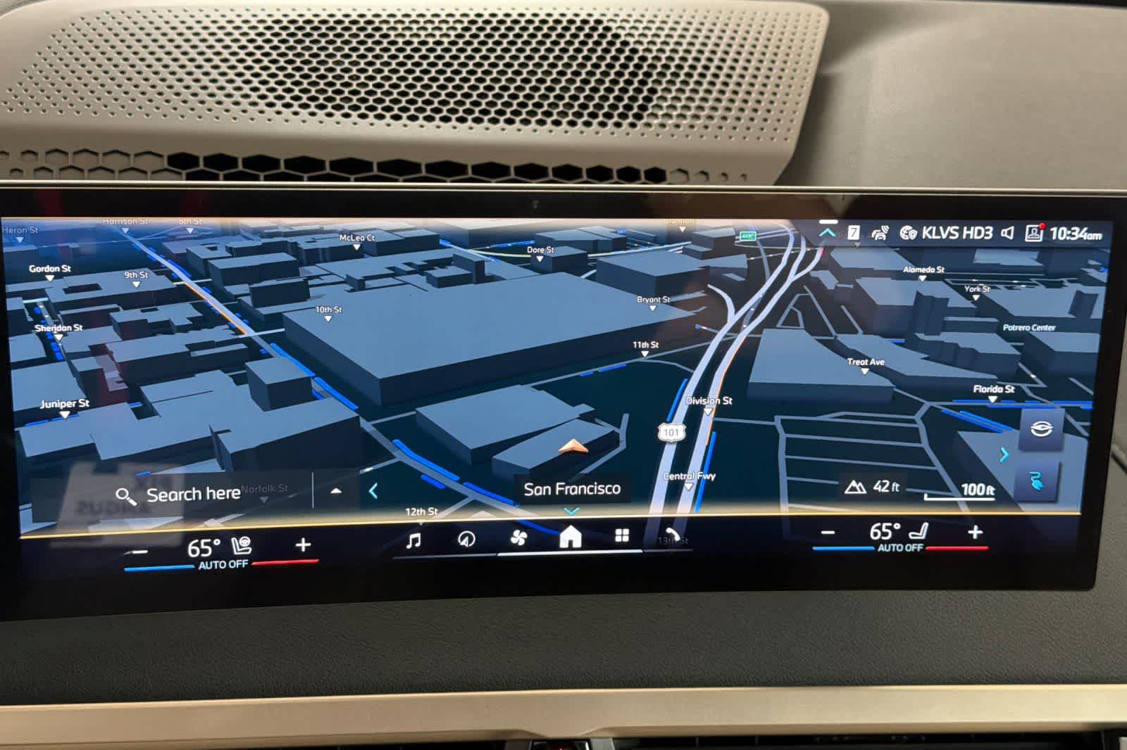 Thumbnail: 2026 BMW iX - 19