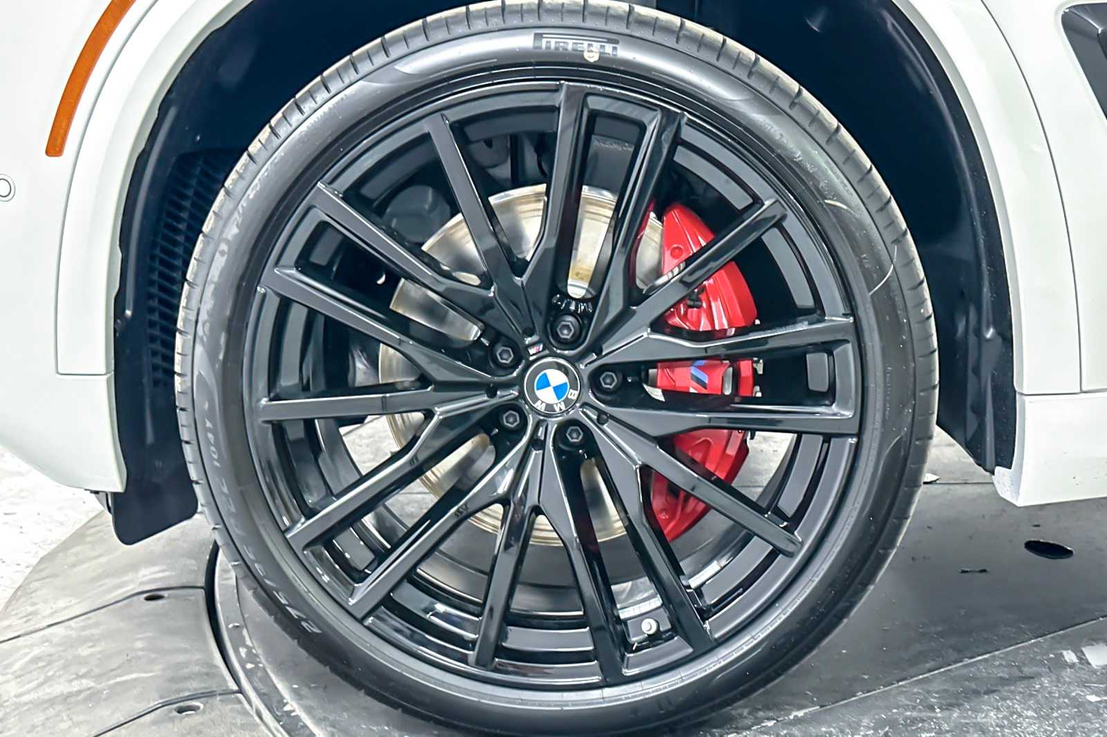 Thumbnail: 2026 BMW X5 - 25