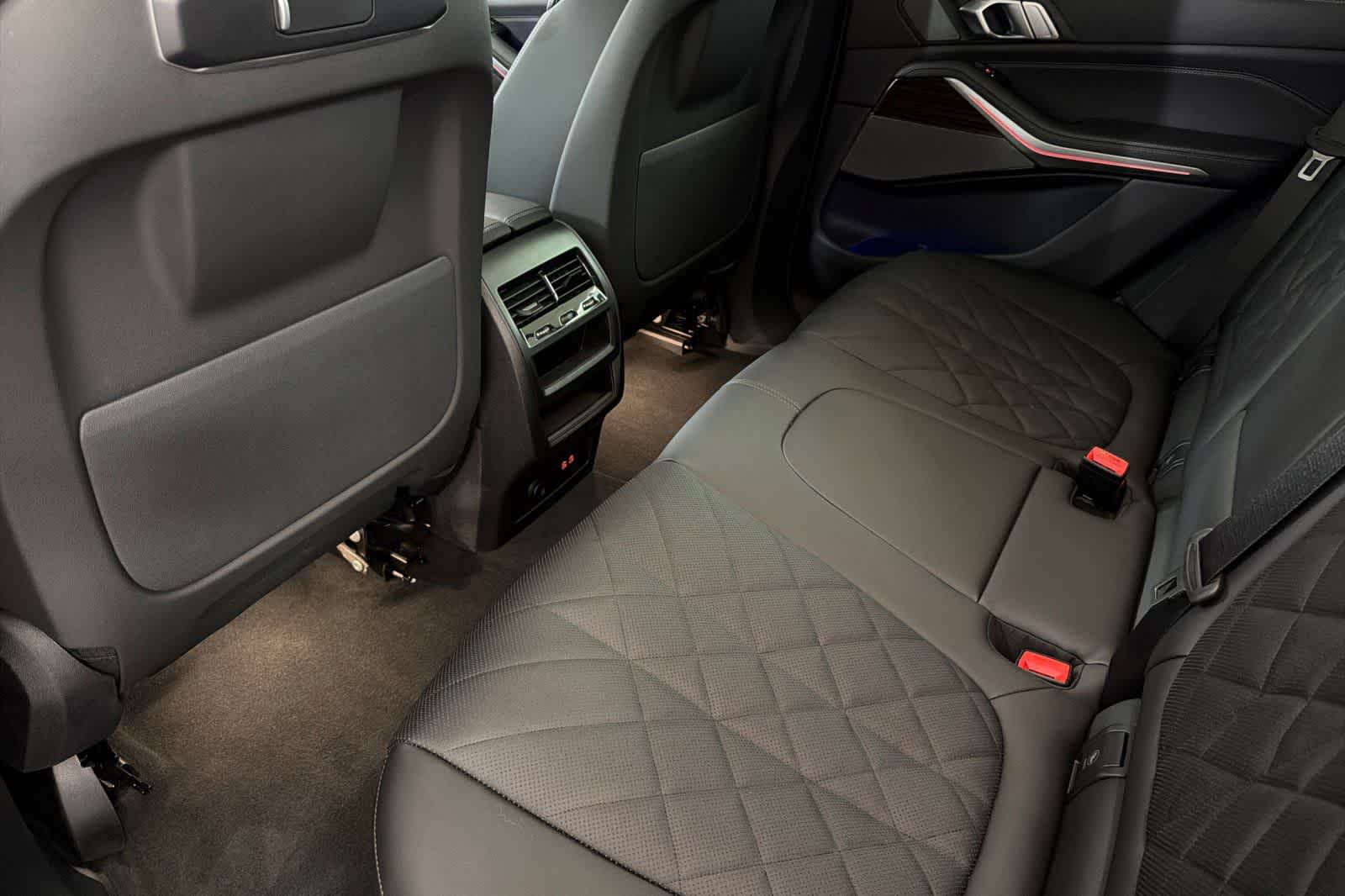 Thumbnail: 2026 BMW X5 - 4