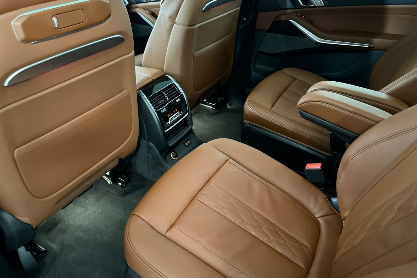 Thumbnail: 2026 BMW X7 - 4