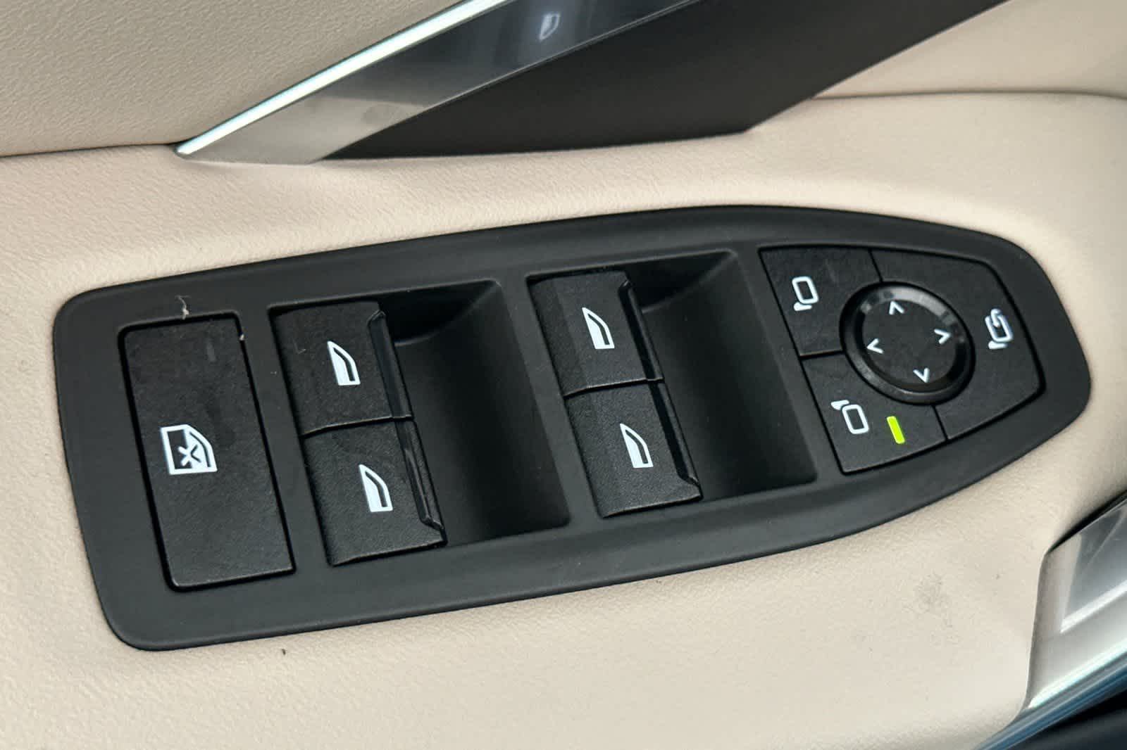 Thumbnail: 2025 BMW X1 - 13