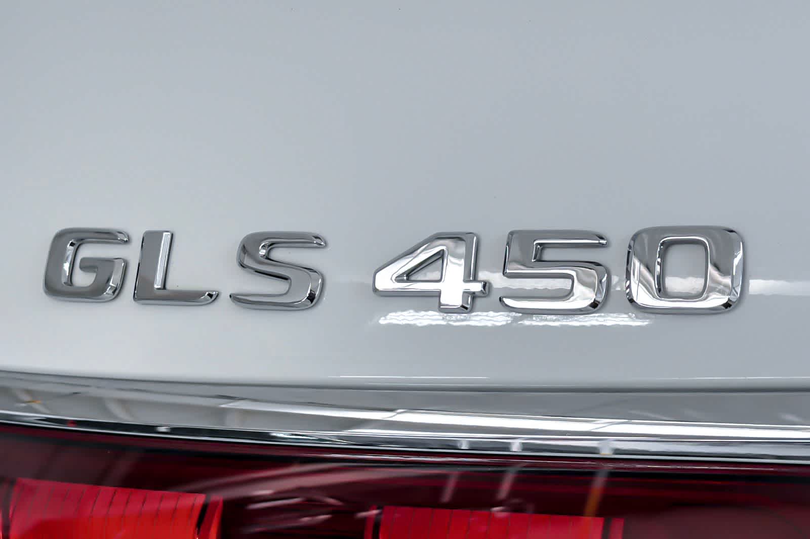 Thumbnail: 2024 Mercedes-Benz GLS - 28